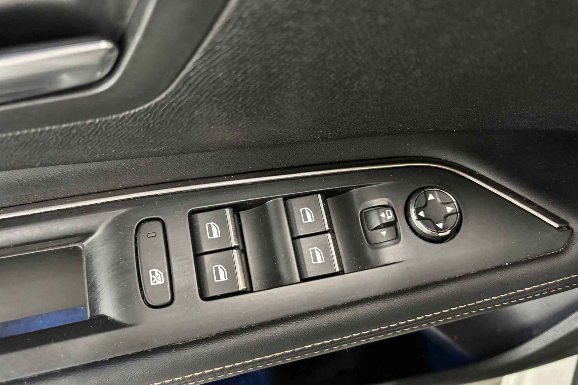 Peugeot 5008 1.5 BlueHDi GT EAT8 - foto 16