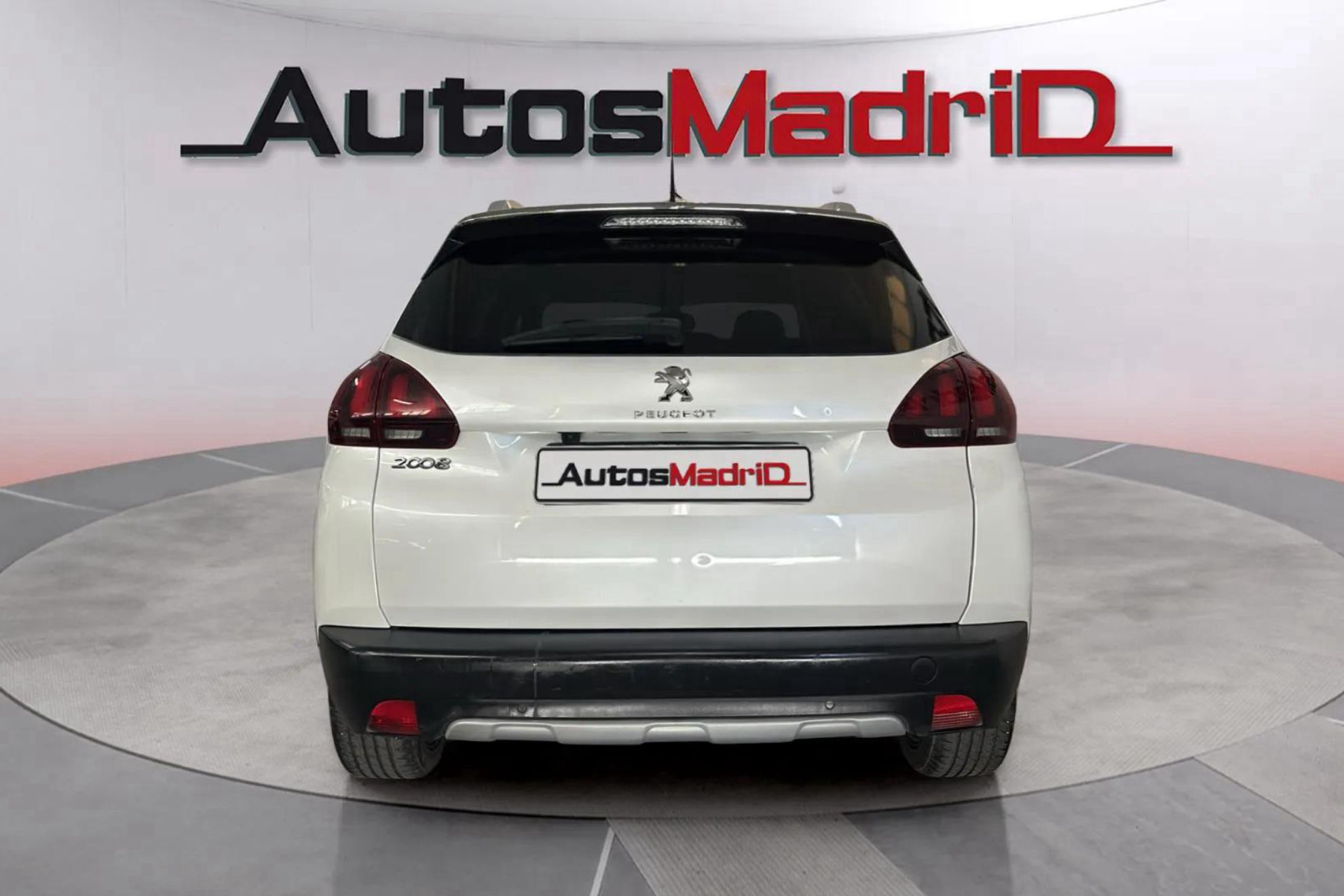 Peugeot 2008 Allure 1.2 PureTech - foto 6