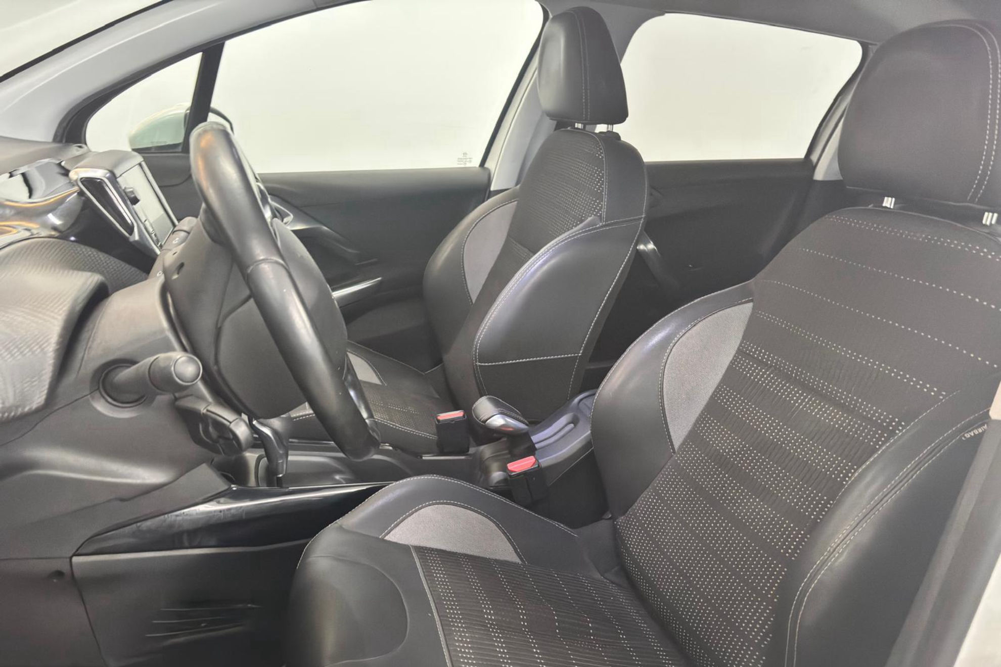 Peugeot 2008 Allure 1.2 PureTech - foto 10
