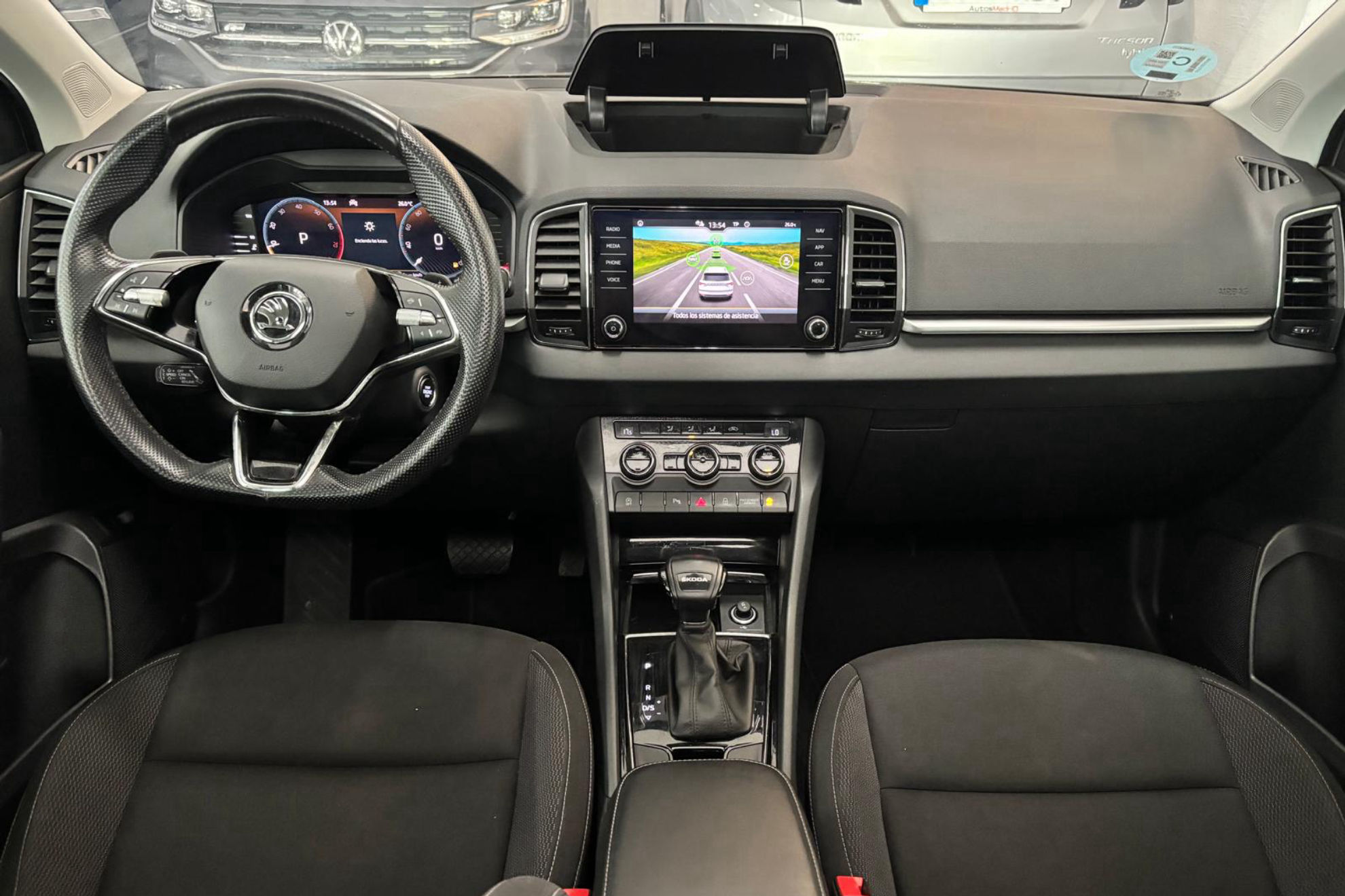 Škoda Karoq 1.5 TSI DSG ACT Selection - foto 14