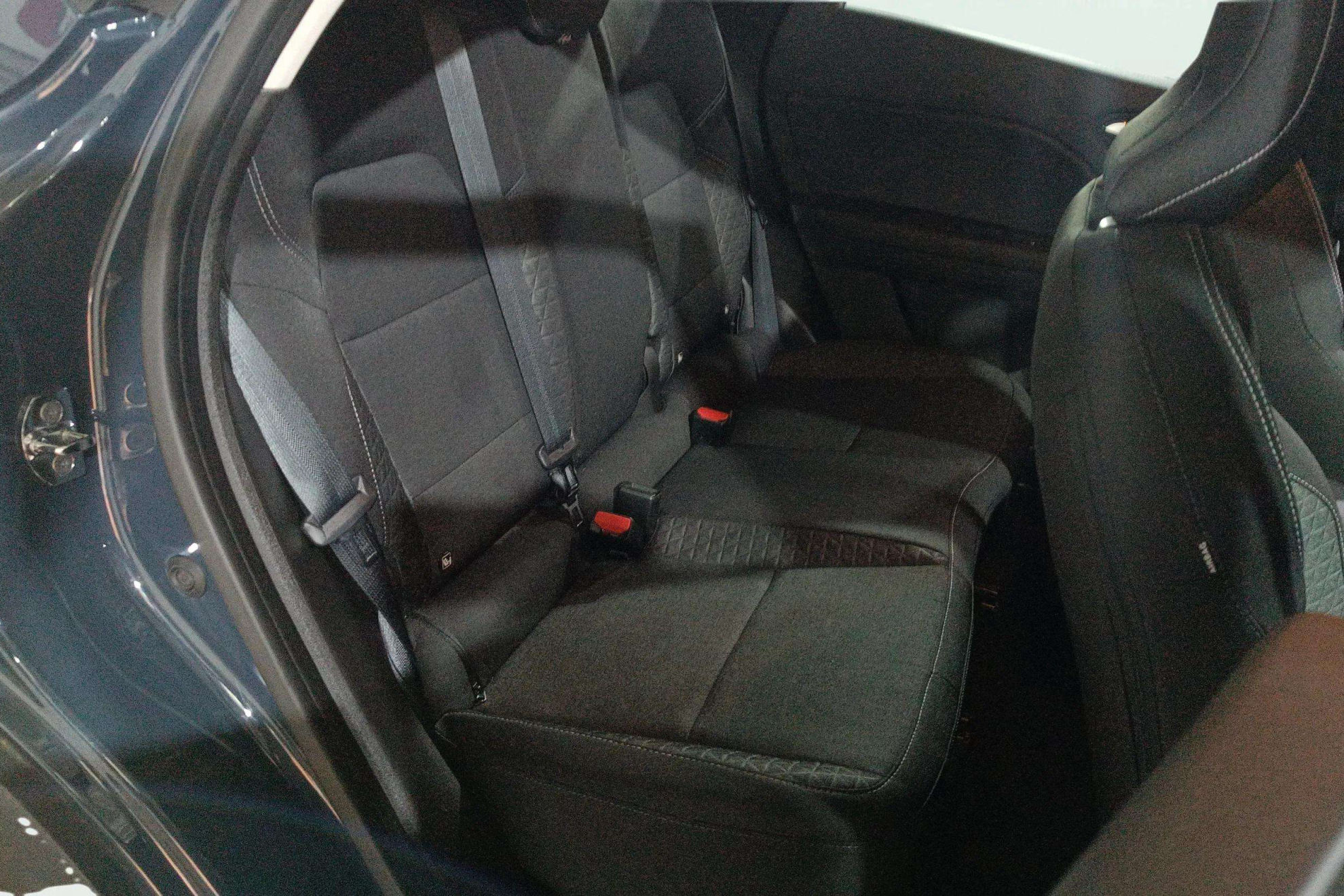 Renault Captur Intens E-Tech Hibrido enchufable - foto 15