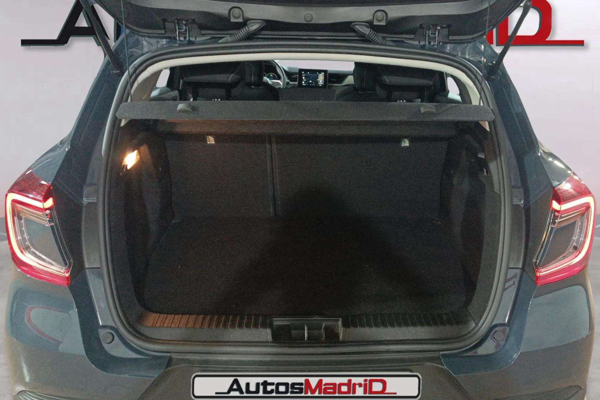 Renault Captur Intens E-Tech Hibrido enchufable - foto 7