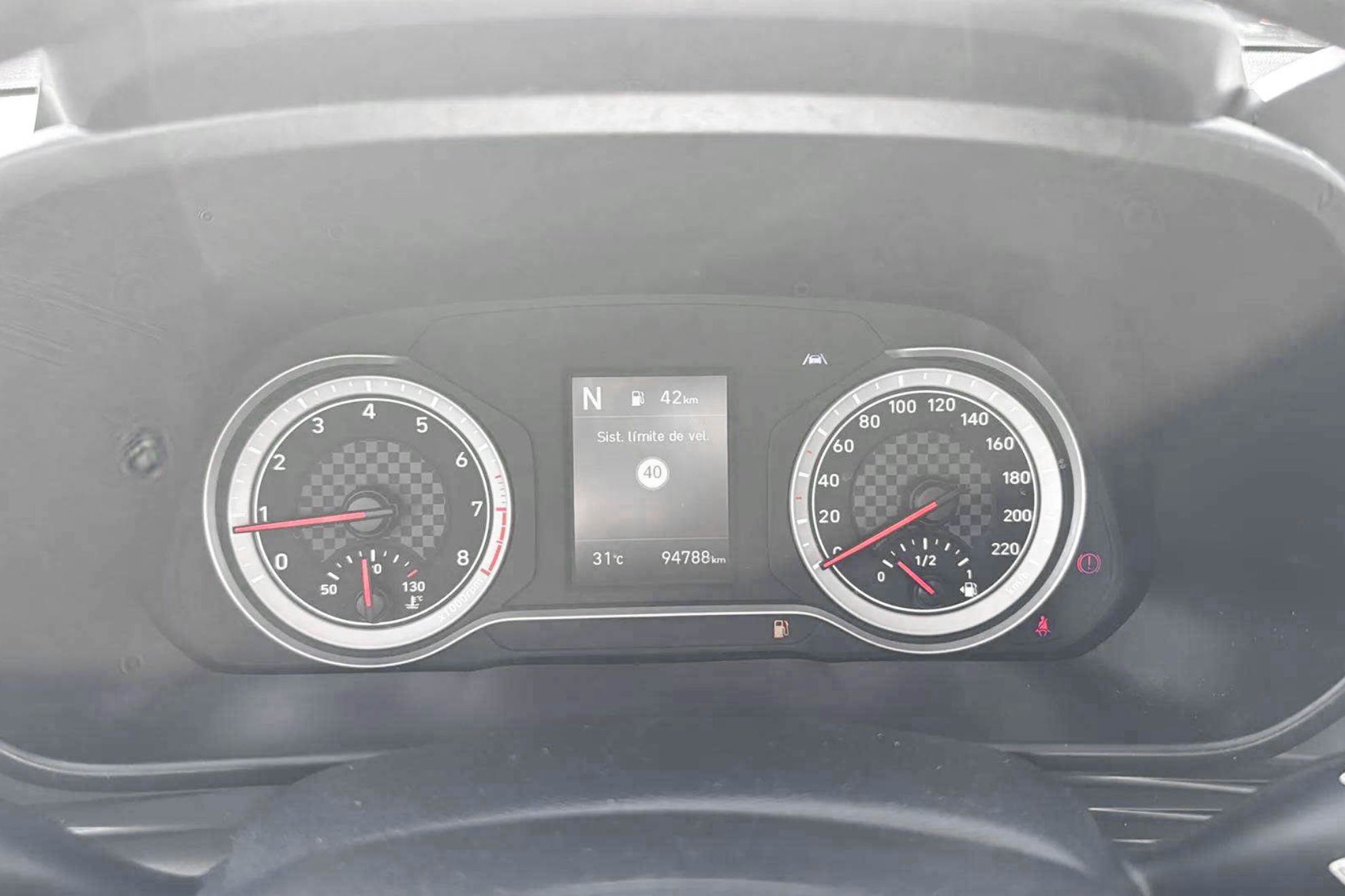 Hyundai i20 1.0 T-GDi 48V Essence - foto 26