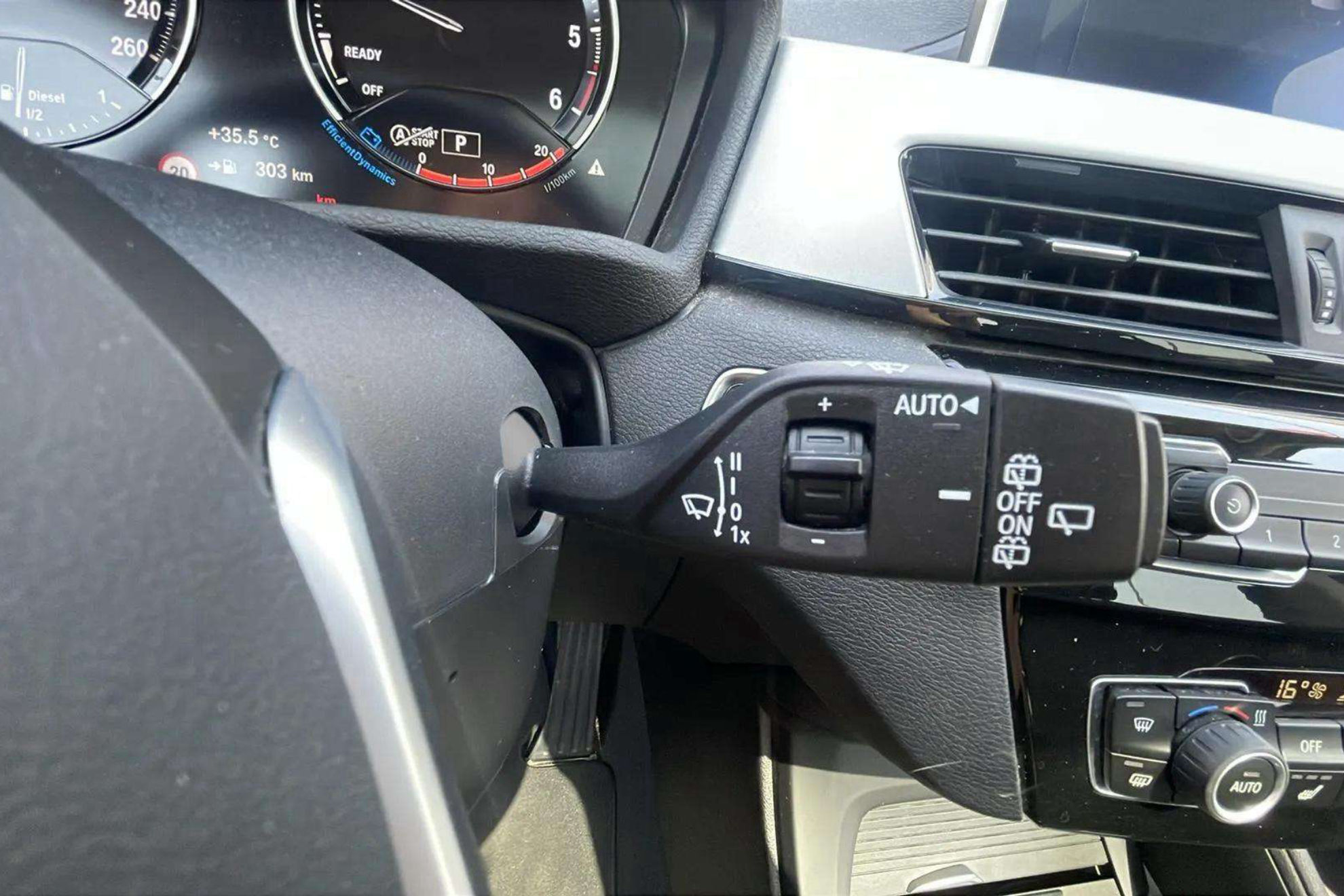 BMW X1 sDrive18dA Corporate - foto 14