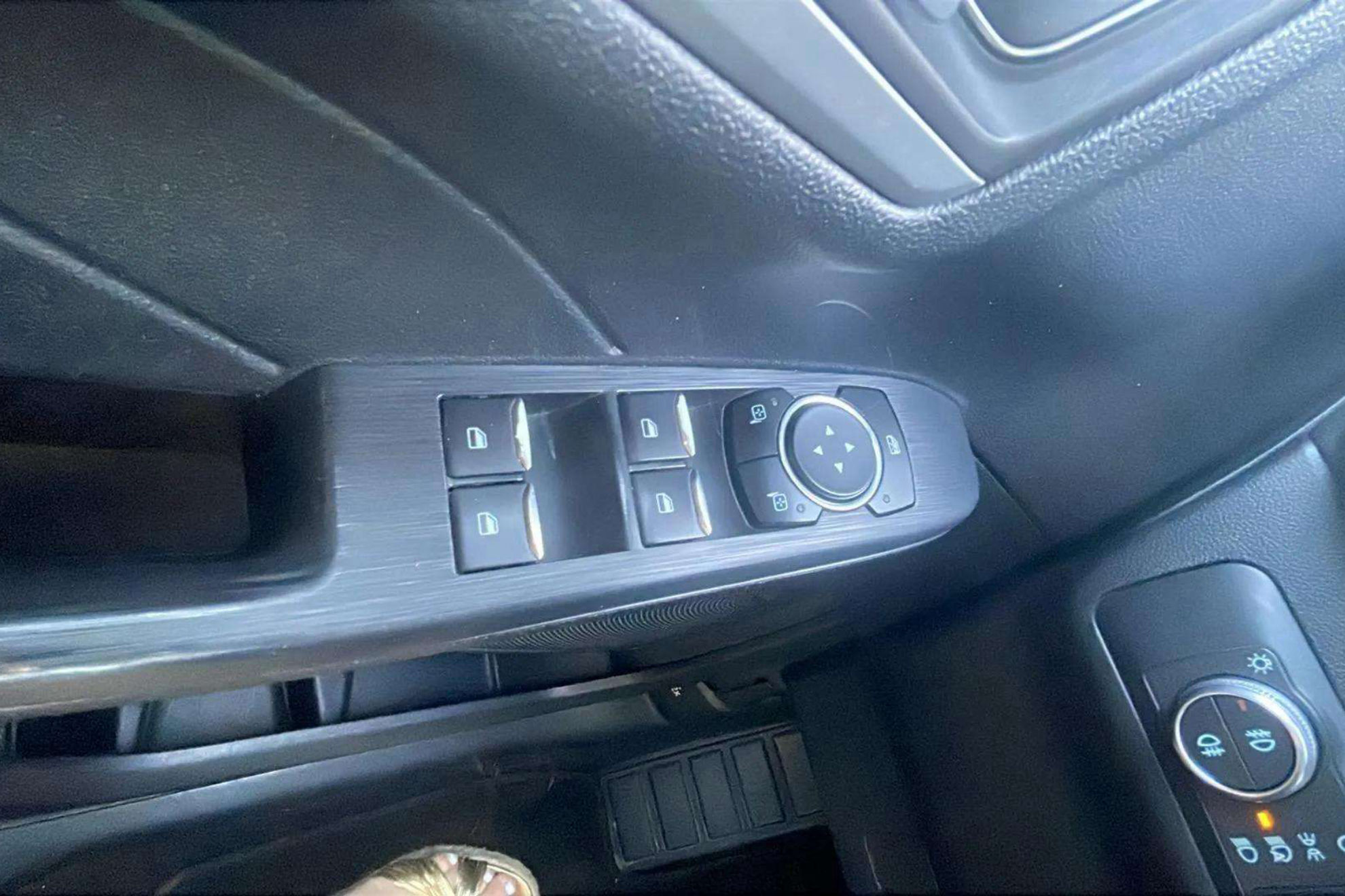 Ford Kuga Trend 1.5 EcoBoost - foto 14