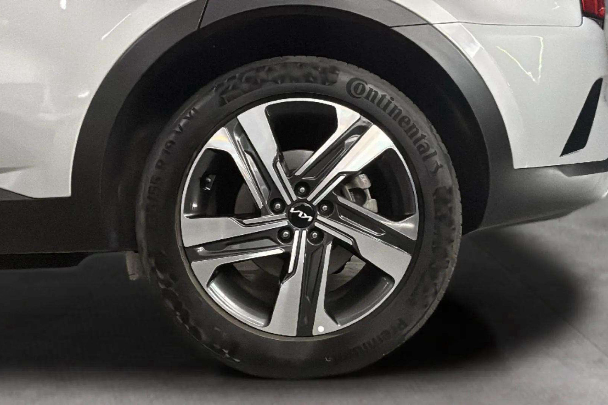 Kia Sorento 1.6 T-GDi PHEV Drive 4x4 7 plazas - foto 11