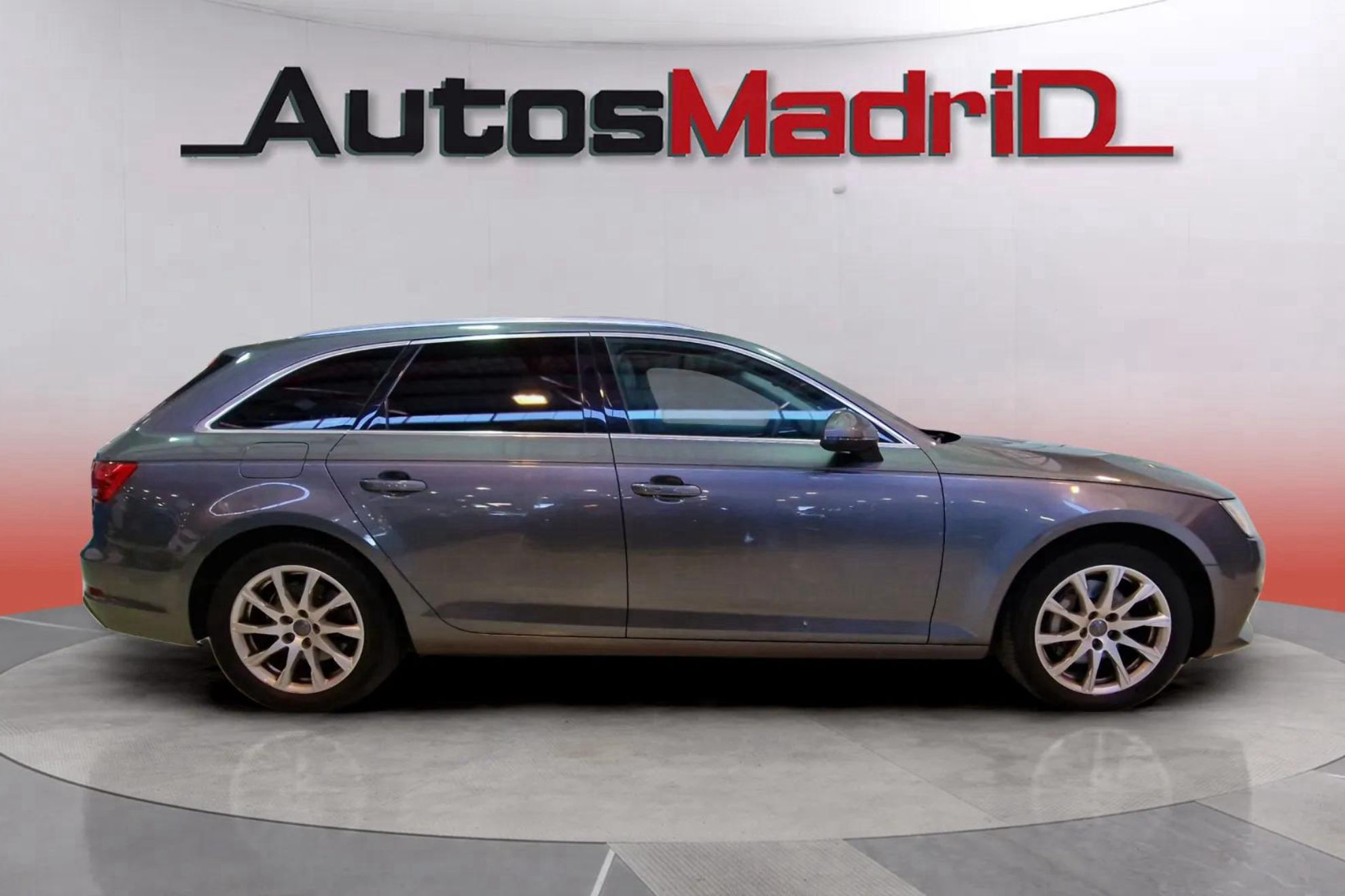 Audi A4 Avant S line 40 TDI quattro S tron - foto 10