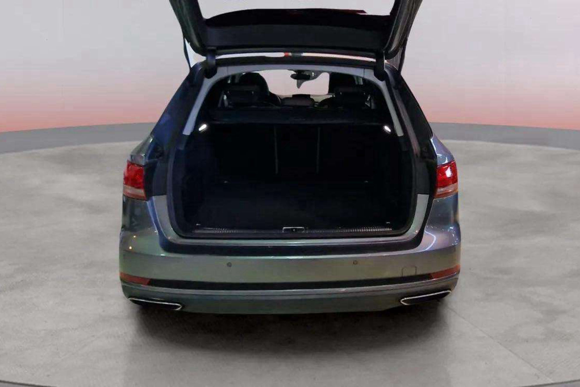 Audi A4 Avant S line 40 TDI quattro S tron - foto 7
