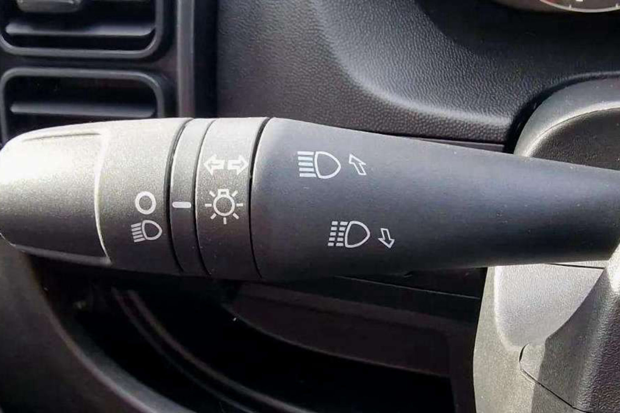Citroën Jumper 3.3 L2 H1 Bhdi M - foto 17