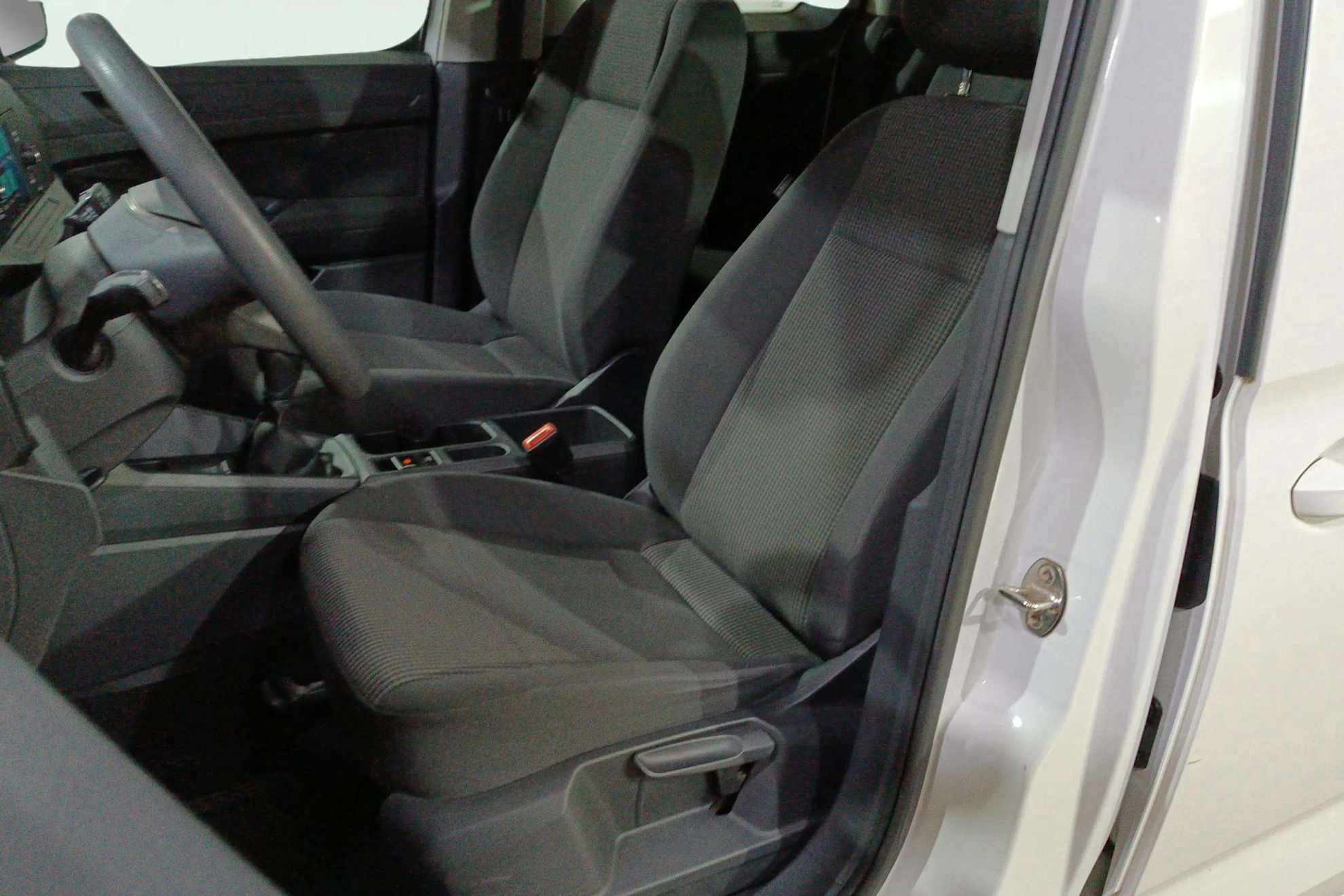 Volkswagen Caddy Origin 2.0 TDI 4Motion - foto 14