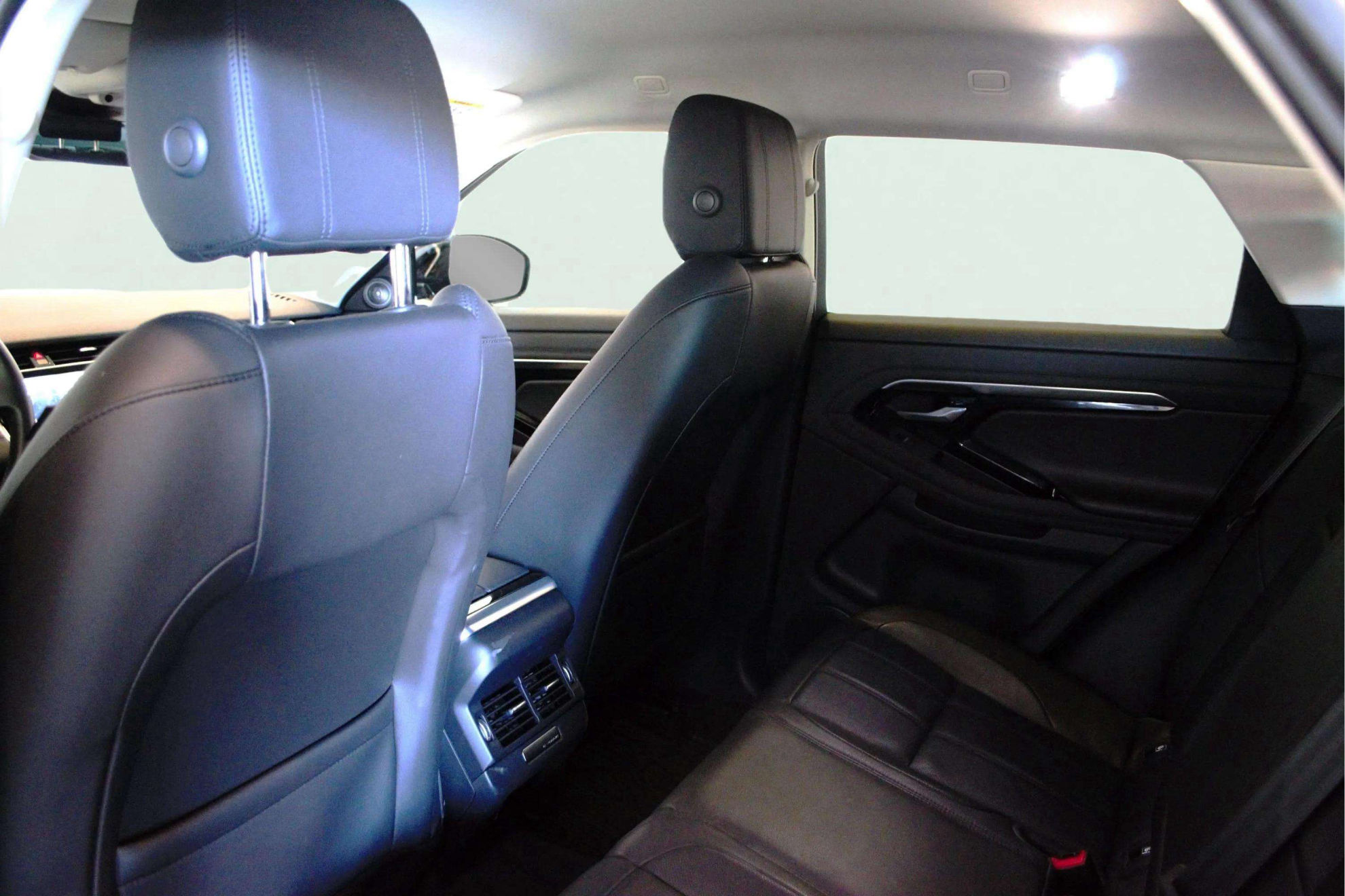 Land Rover Range Rover Evoque 2.0 D180 SE 4WD MHEV - foto 11
