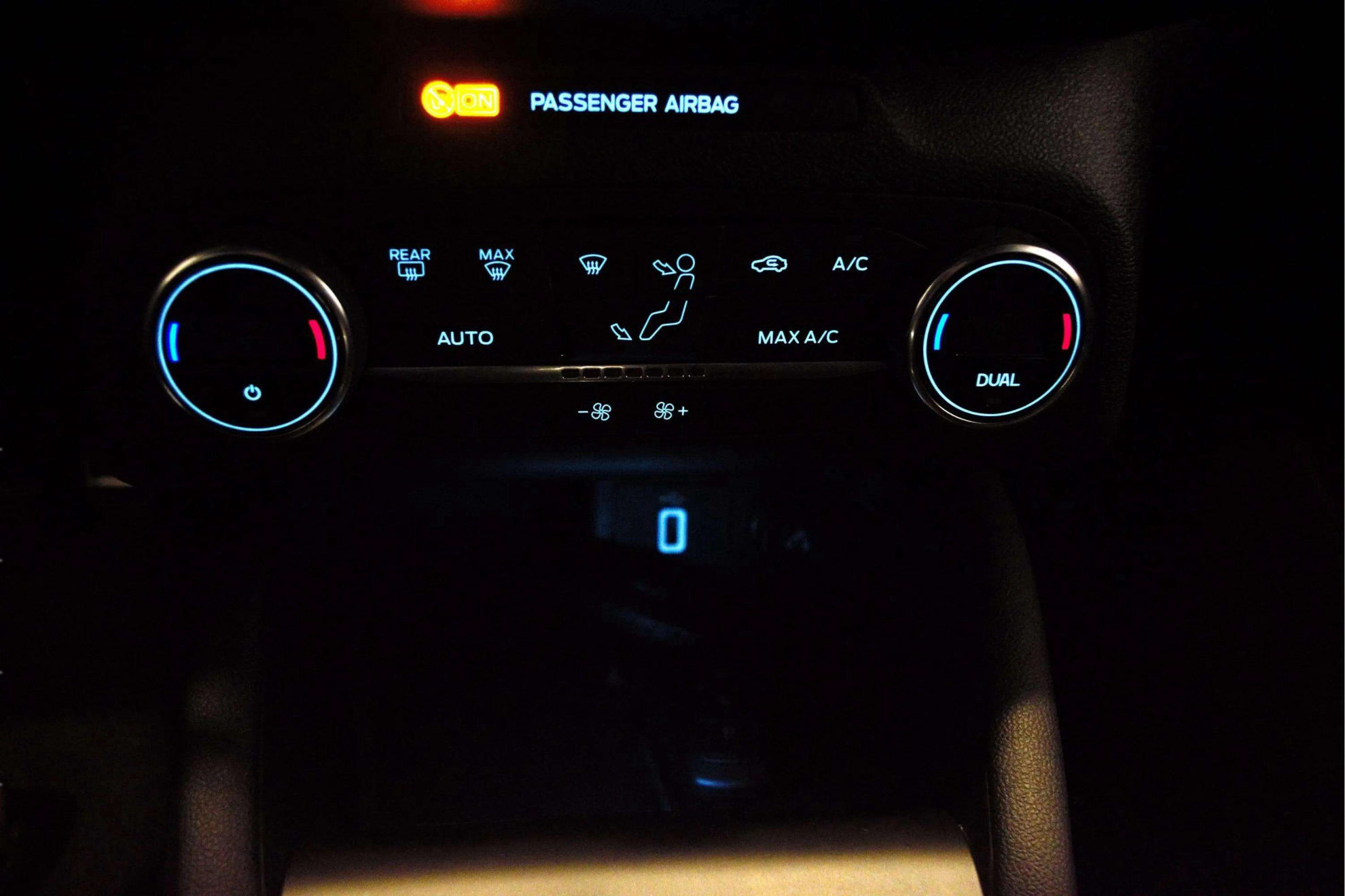 Ford Focus 1.0 EcoBoost ST-Line - foto 34
