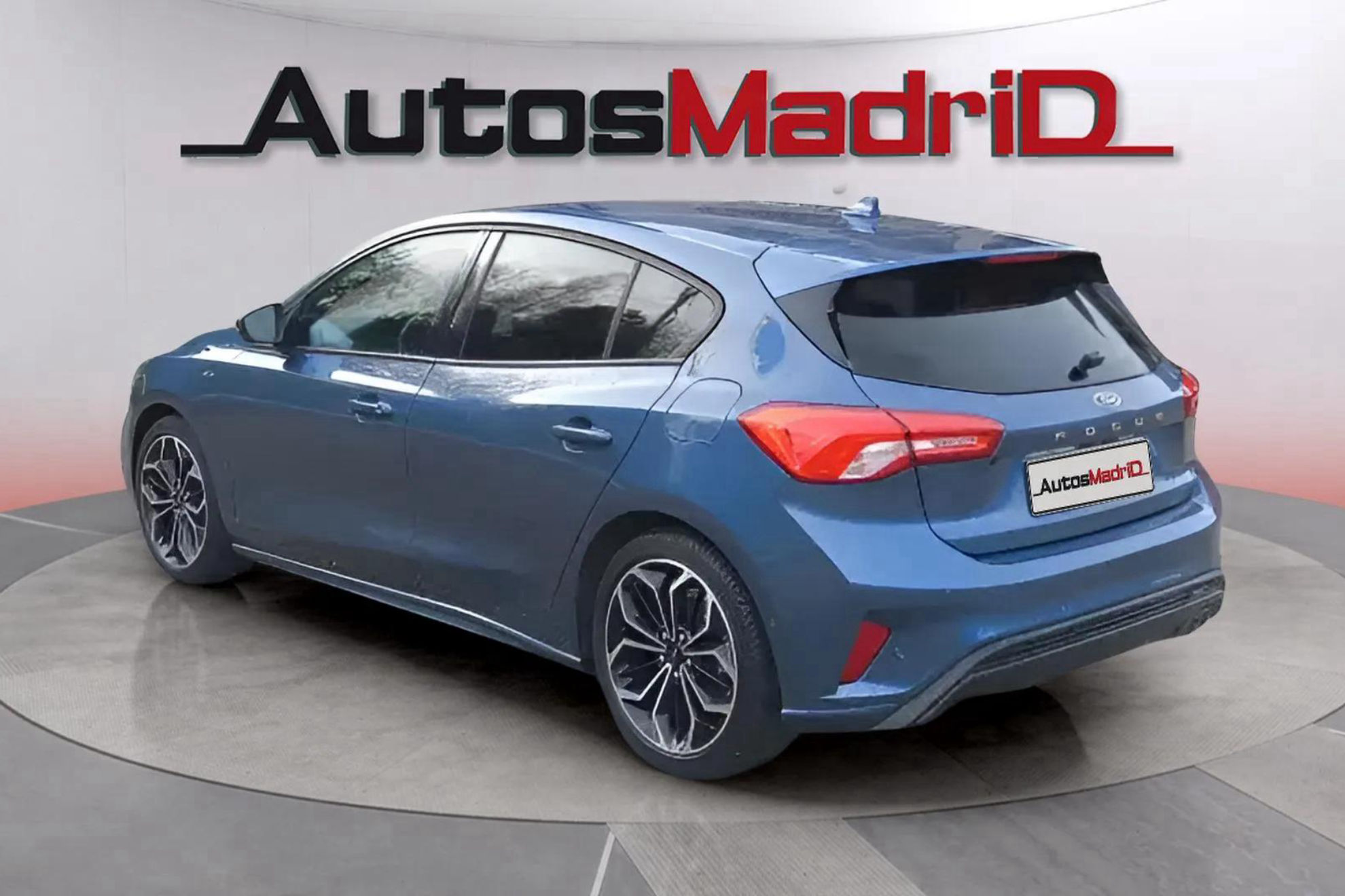 Ford Focus 1.0 EcoBoost ST-Line - foto 4