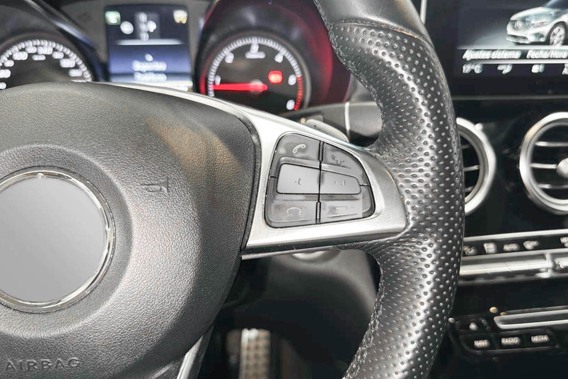 Mercedes-Benz GLC 250 d 4MATIC - foto 25