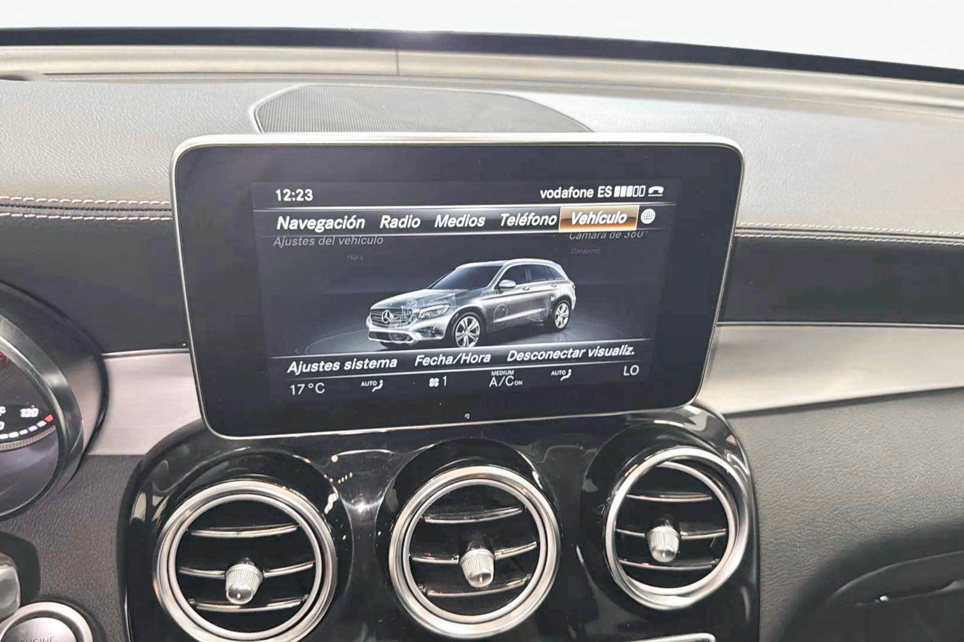 Mercedes-Benz GLC 250 d 4MATIC - foto 30