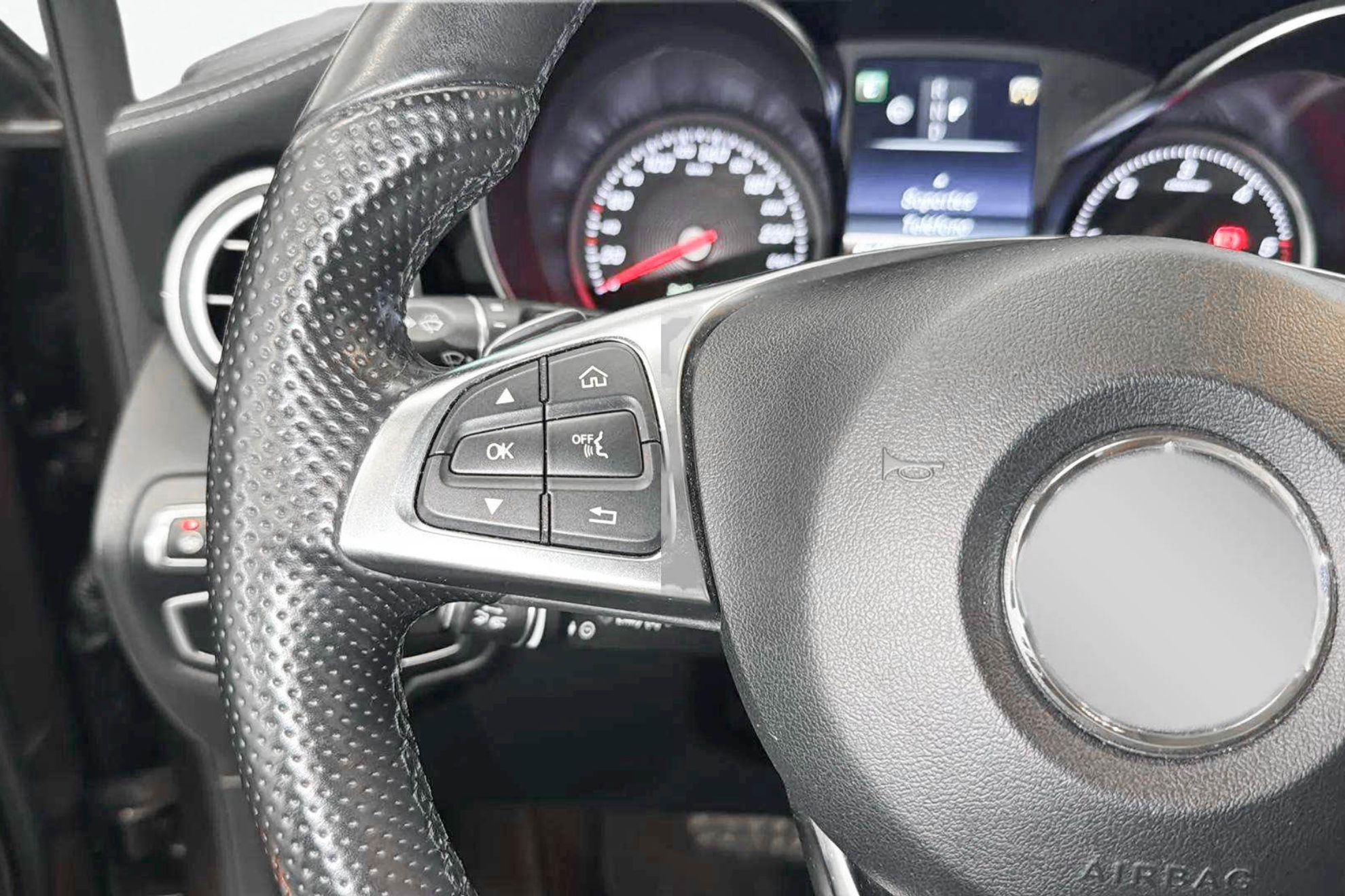 Mercedes-Benz GLC 250 d 4MATIC - foto 24