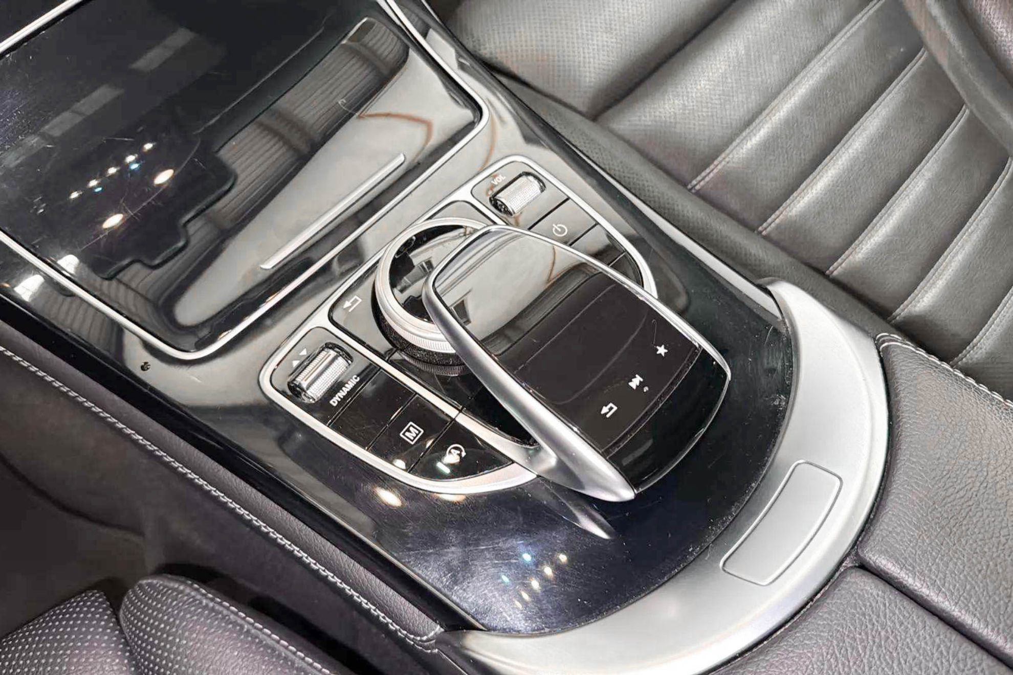 Mercedes-Benz GLC 250 d 4MATIC - foto 34