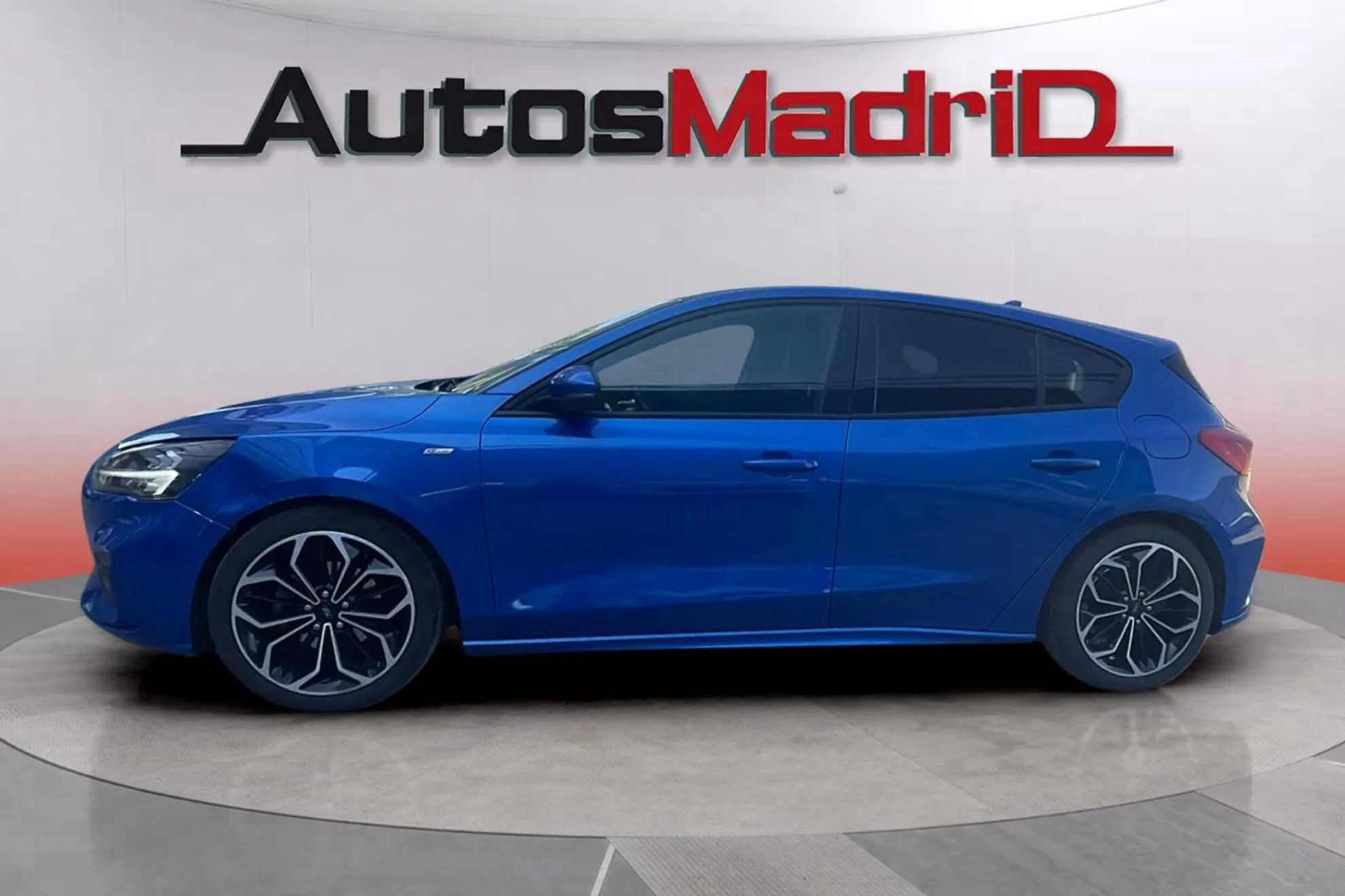 Ford Focus 1.0 EcoBoost MHEV ST-Line - foto 4