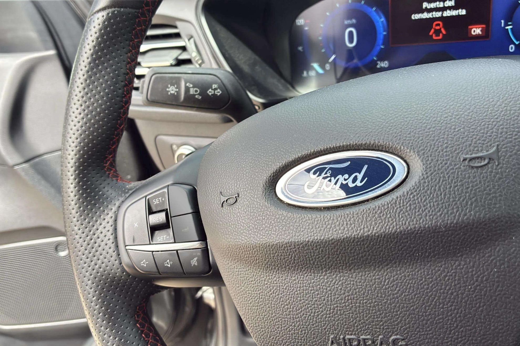 Ford Kuga ST-Line 2.0 EcoBlue - foto 14