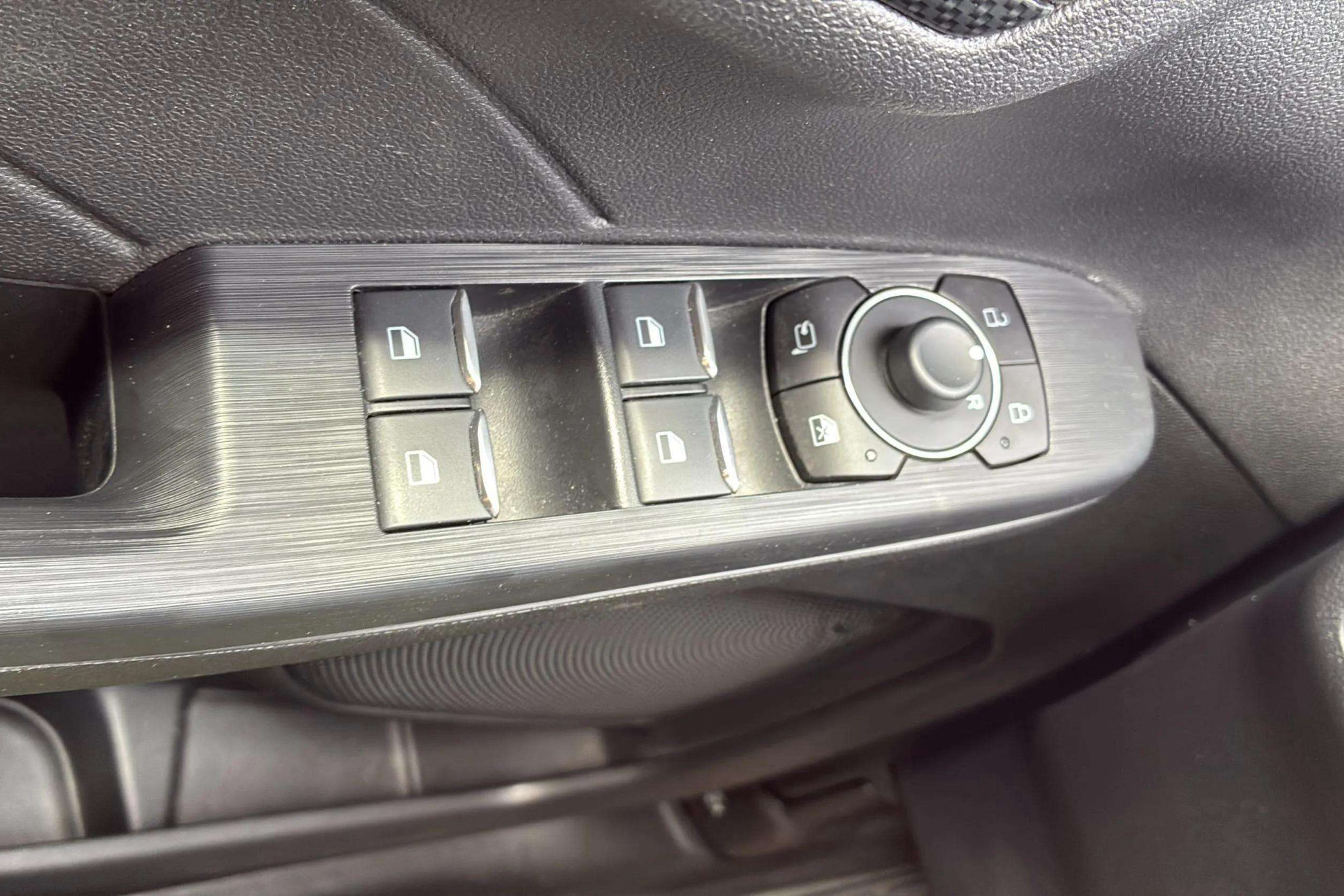 Ford Kuga ST-Line 2.0 EcoBlue - foto 12