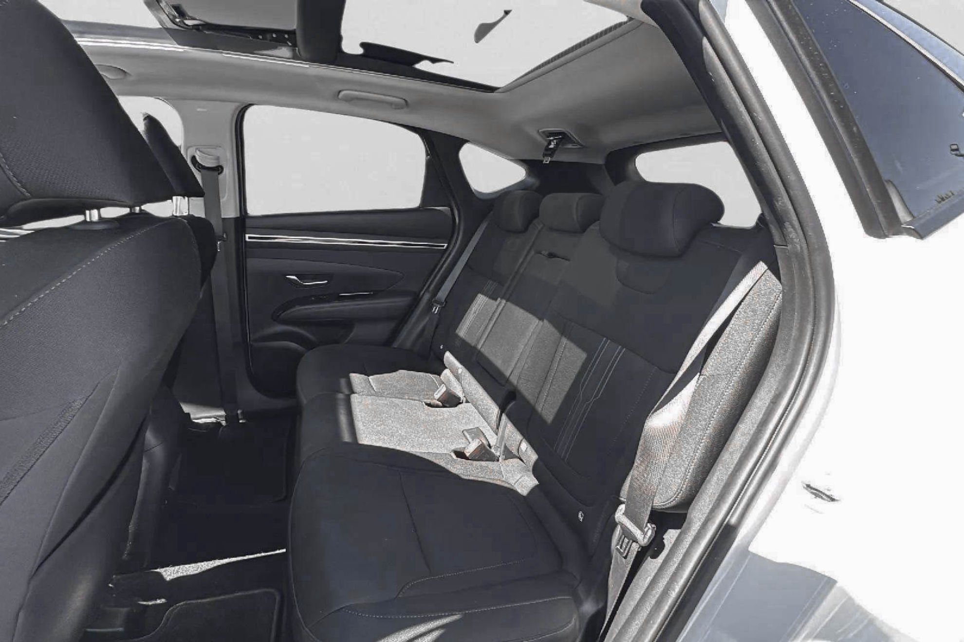 Hyundai Tucson 1.6 T-GDi PHEV Maxx 4x4 - foto 16