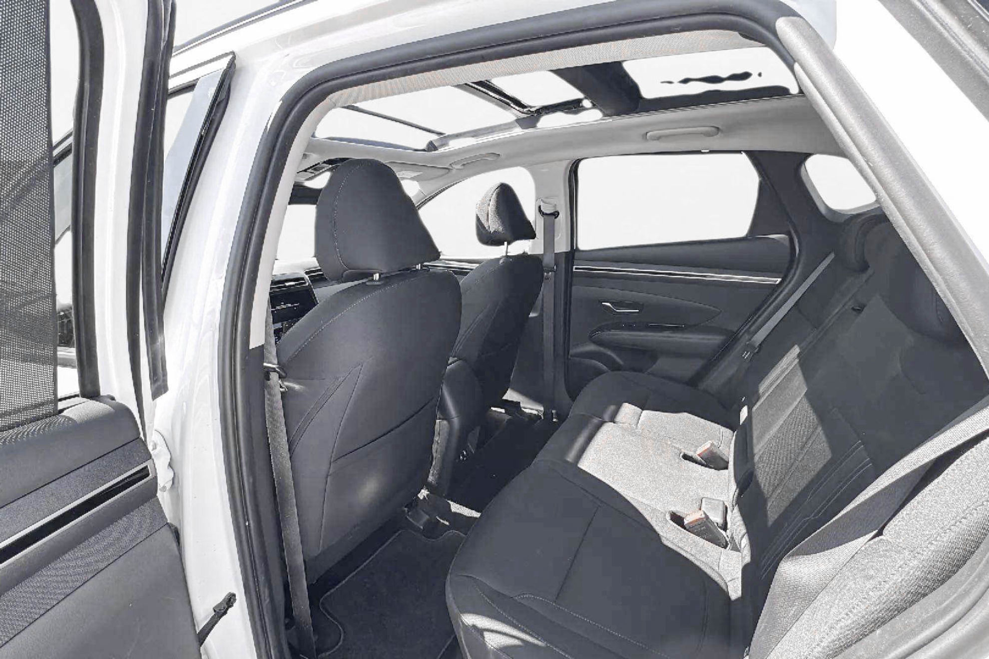 Hyundai Tucson 1.6 T-GDi PHEV Maxx 4x4 - foto 15