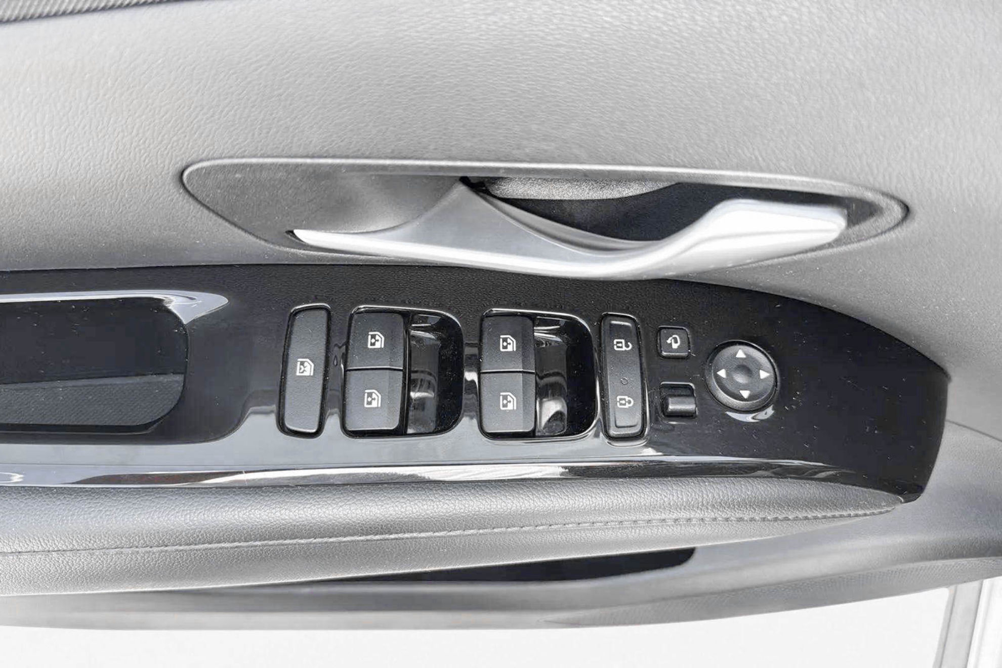 Hyundai Tucson 1.6 T-GDi PHEV Maxx 4x4 - foto 23