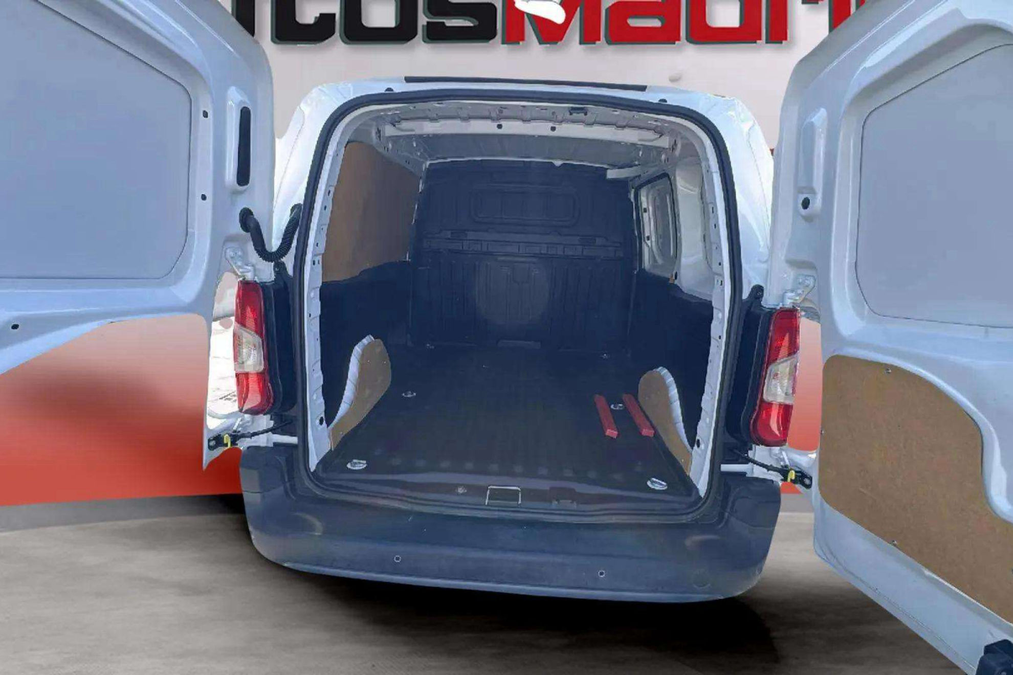 Peugeot Partner Premium Standard 600kg BlueHDi - foto 11