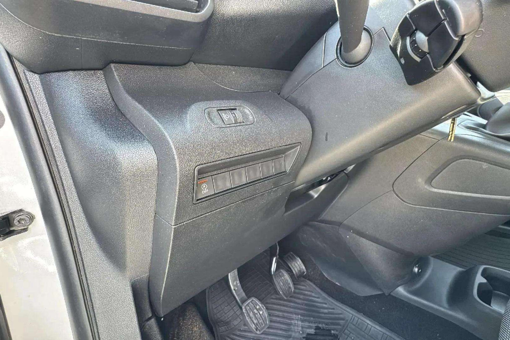 Peugeot Partner Premium Standard 600kg BlueHDi - foto 18