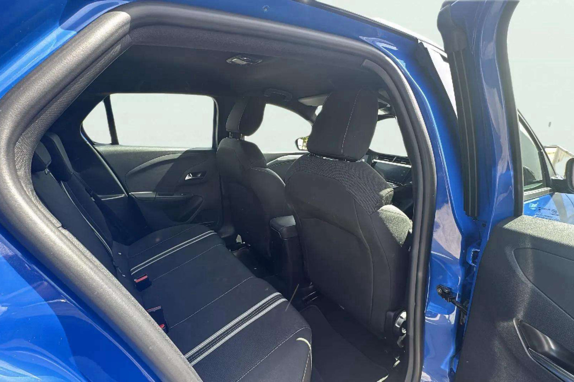 Opel Corsa 1.2T XHL Edition - foto 13