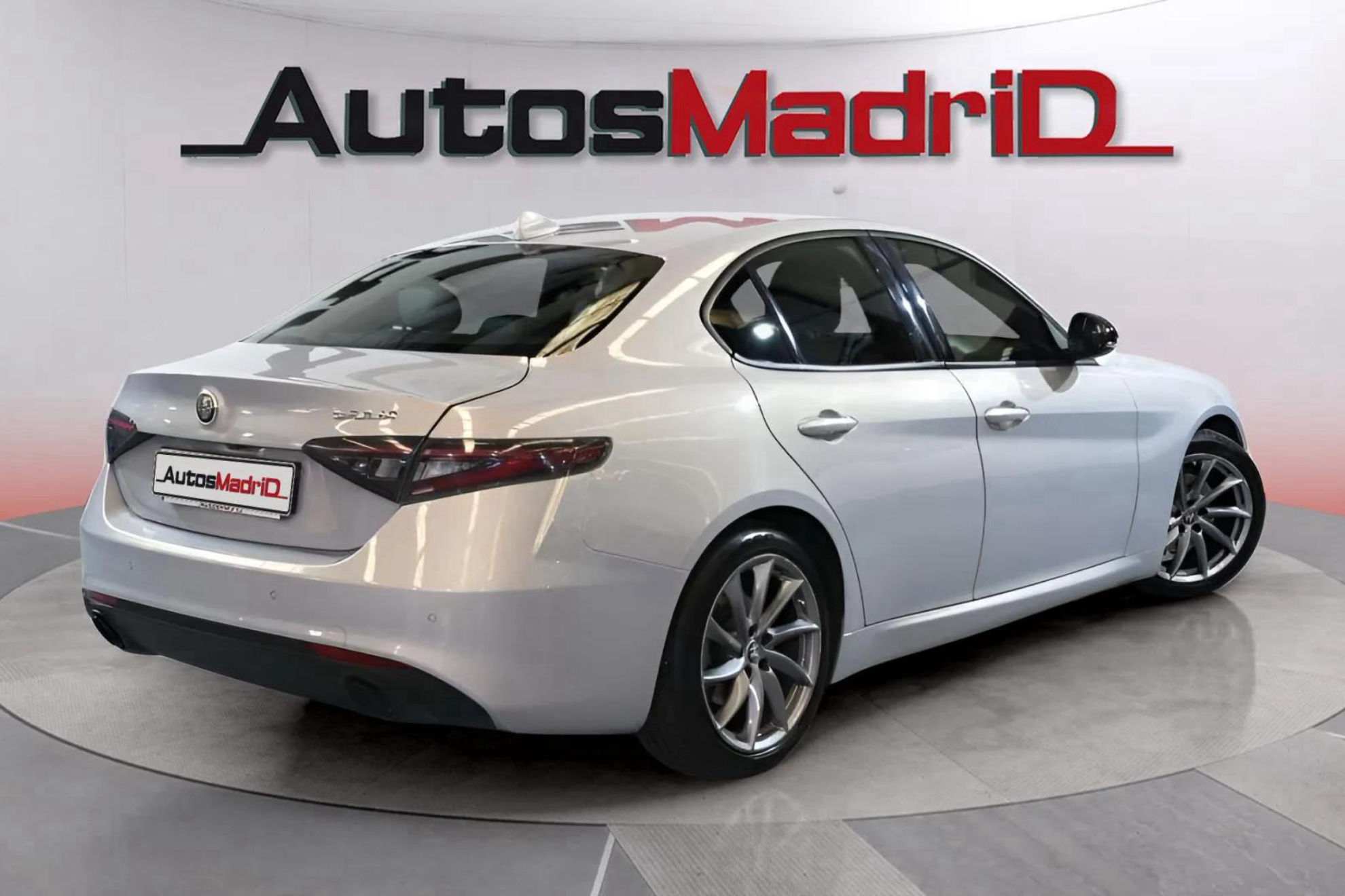 Alfa Romeo Giulia 2.2 Diesel Sprint RWD - foto 3