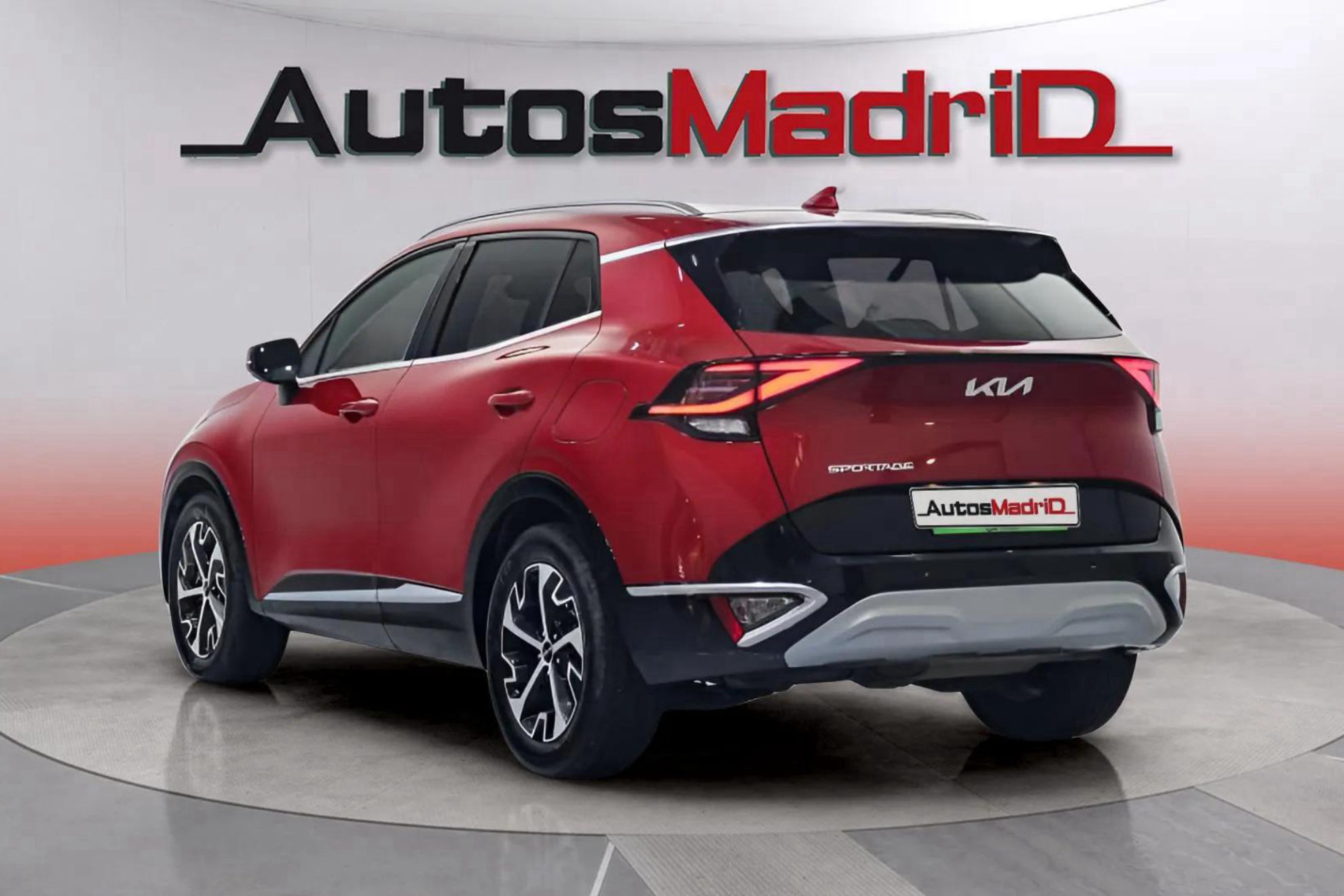 Kia Sportage 1.6 T-GDi HEV Tech 4x2 - foto 8