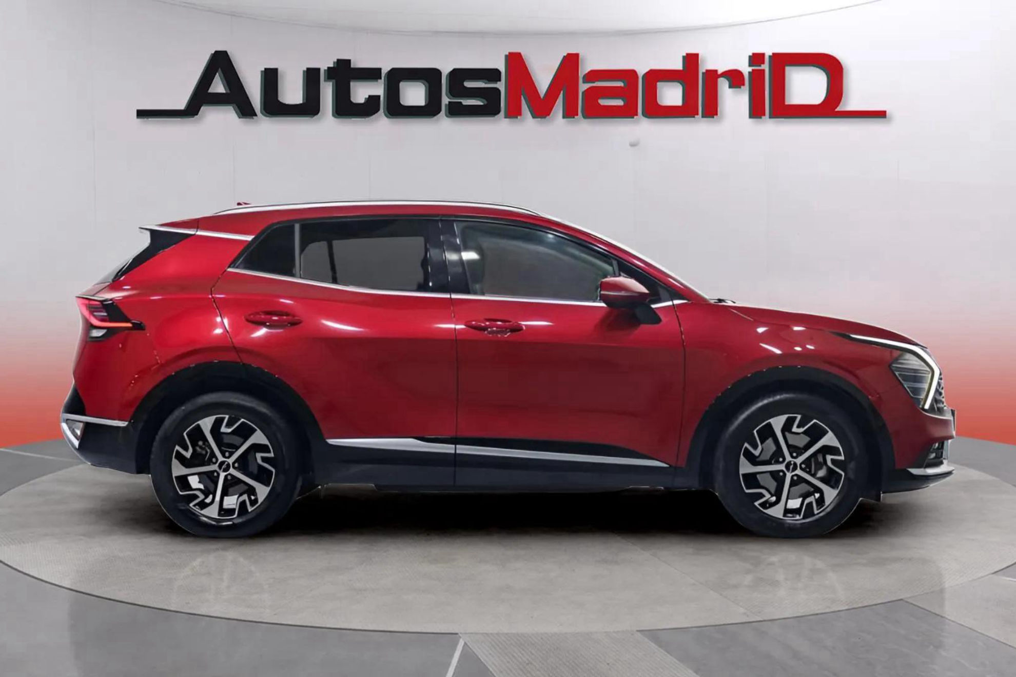 Kia Sportage 1.6 T-GDi HEV Tech 4x2 - foto 6