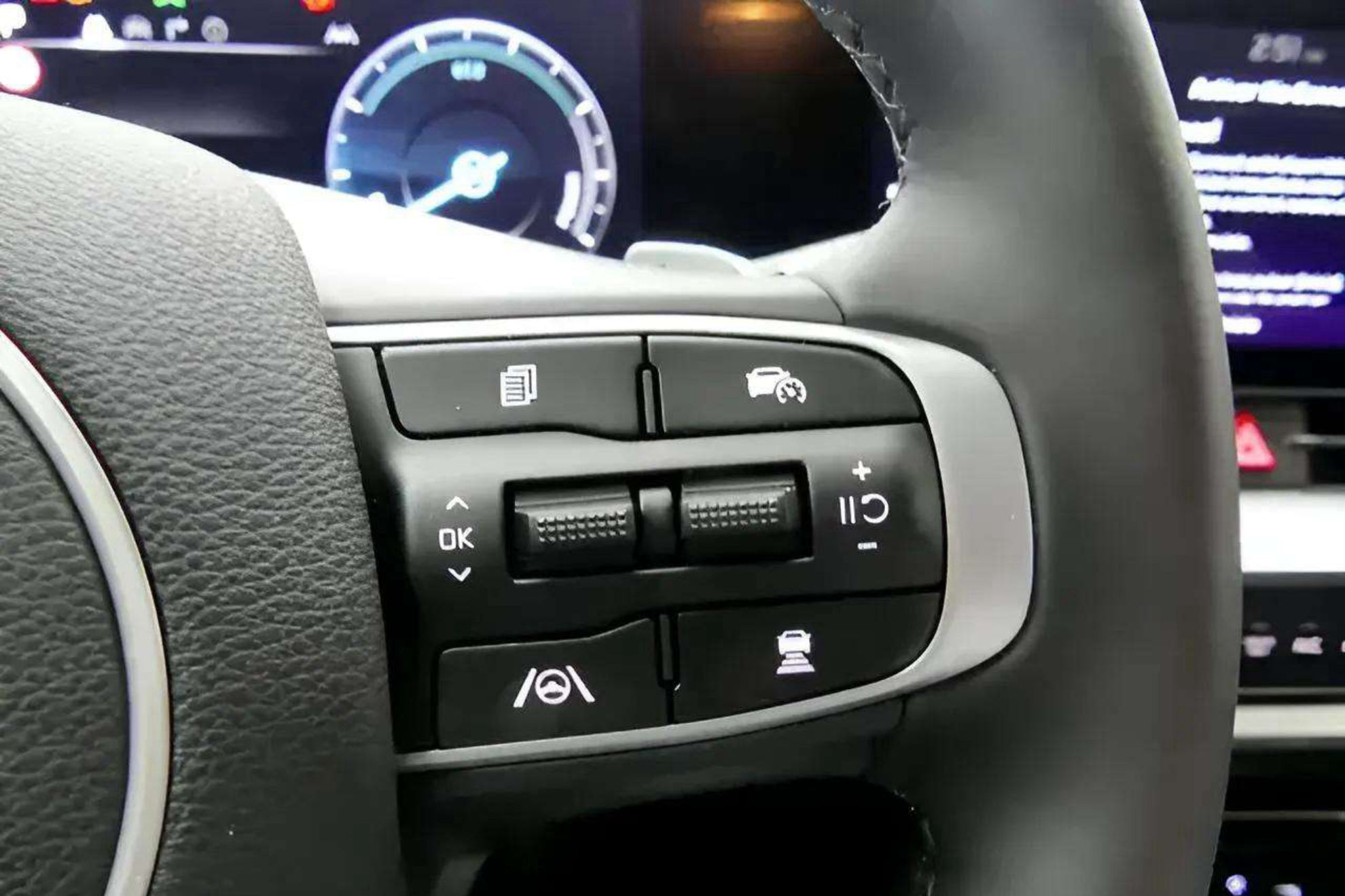 Kia Sportage 1.6 T-GDi HEV Tech 4x2 - foto 15