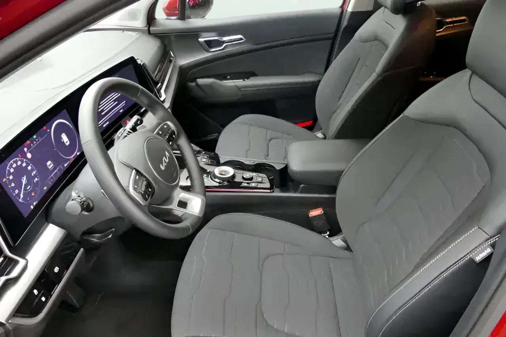 Kia Sportage 1.6 T-GDi HEV Tech 4x2 - foto 11