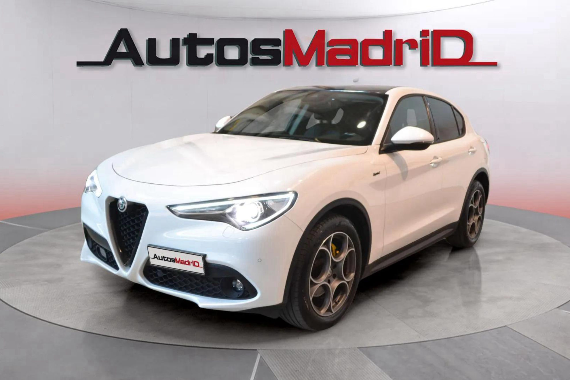 Alfa Romeo Stelvio 2.2 Diésel Sprint+ Q4 - foto 3
