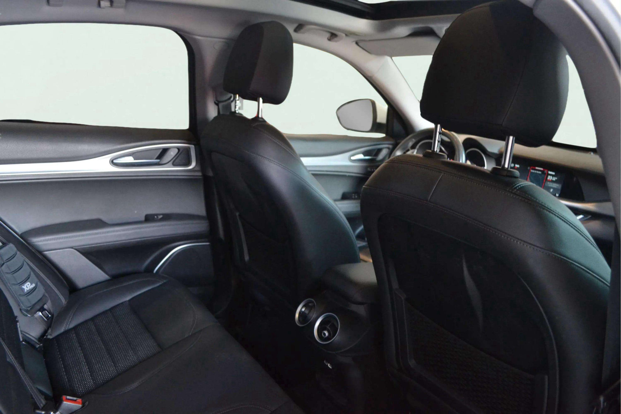 Alfa Romeo Stelvio 2.2 Diésel Sprint+ Q4 - foto 12