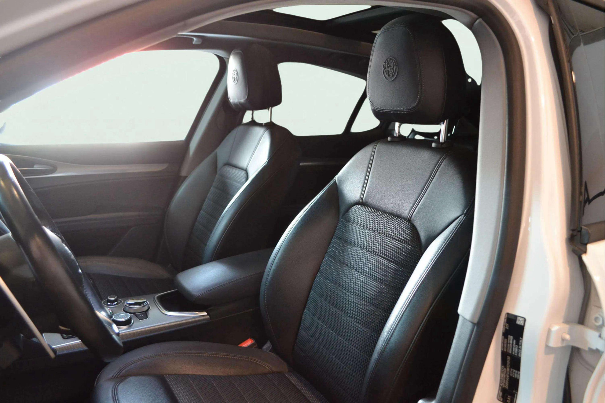 Alfa Romeo Stelvio 2.2 Diésel Sprint+ Q4 - foto 18