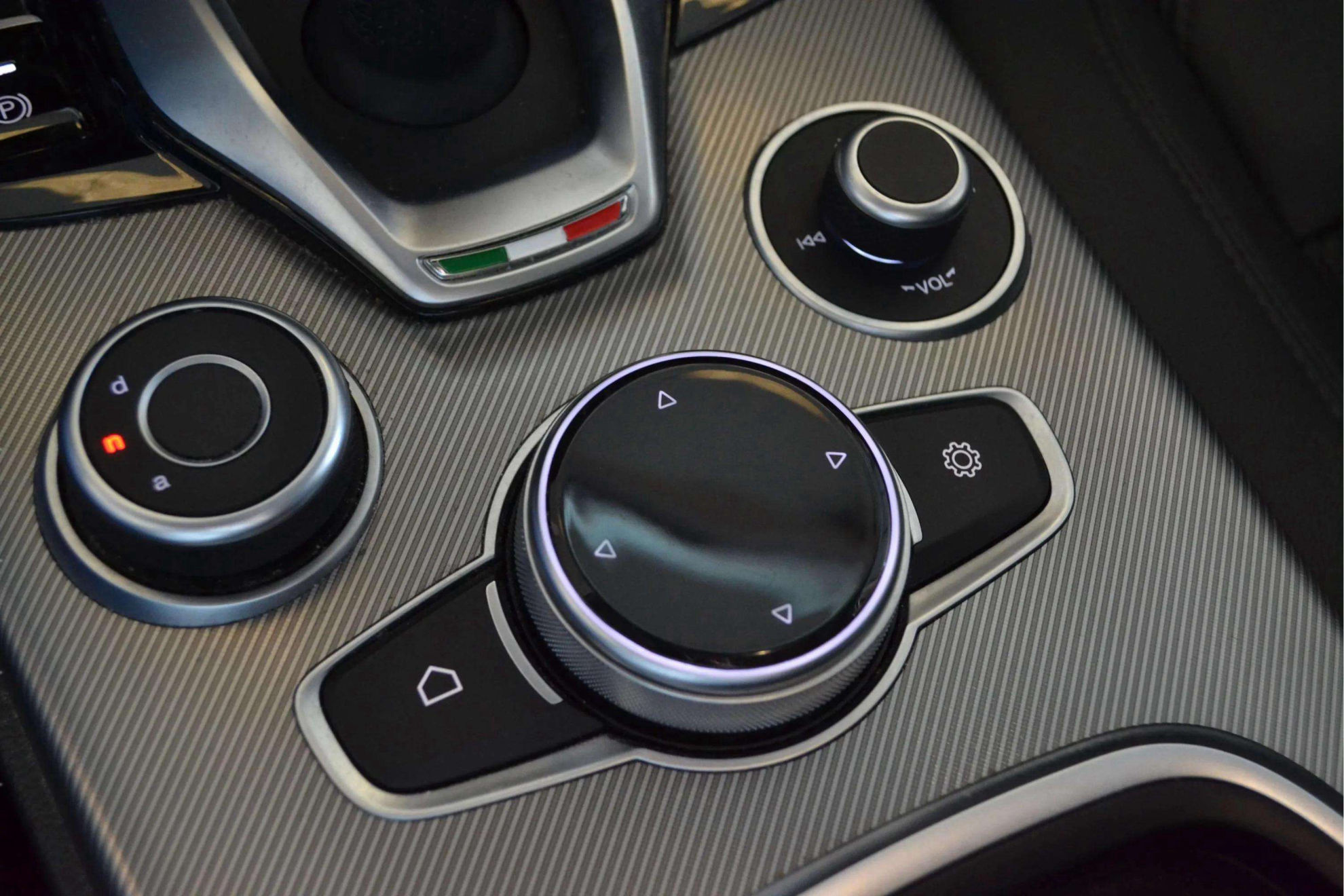 Alfa Romeo Stelvio 2.2 Diésel Sprint+ Q4 - foto 28