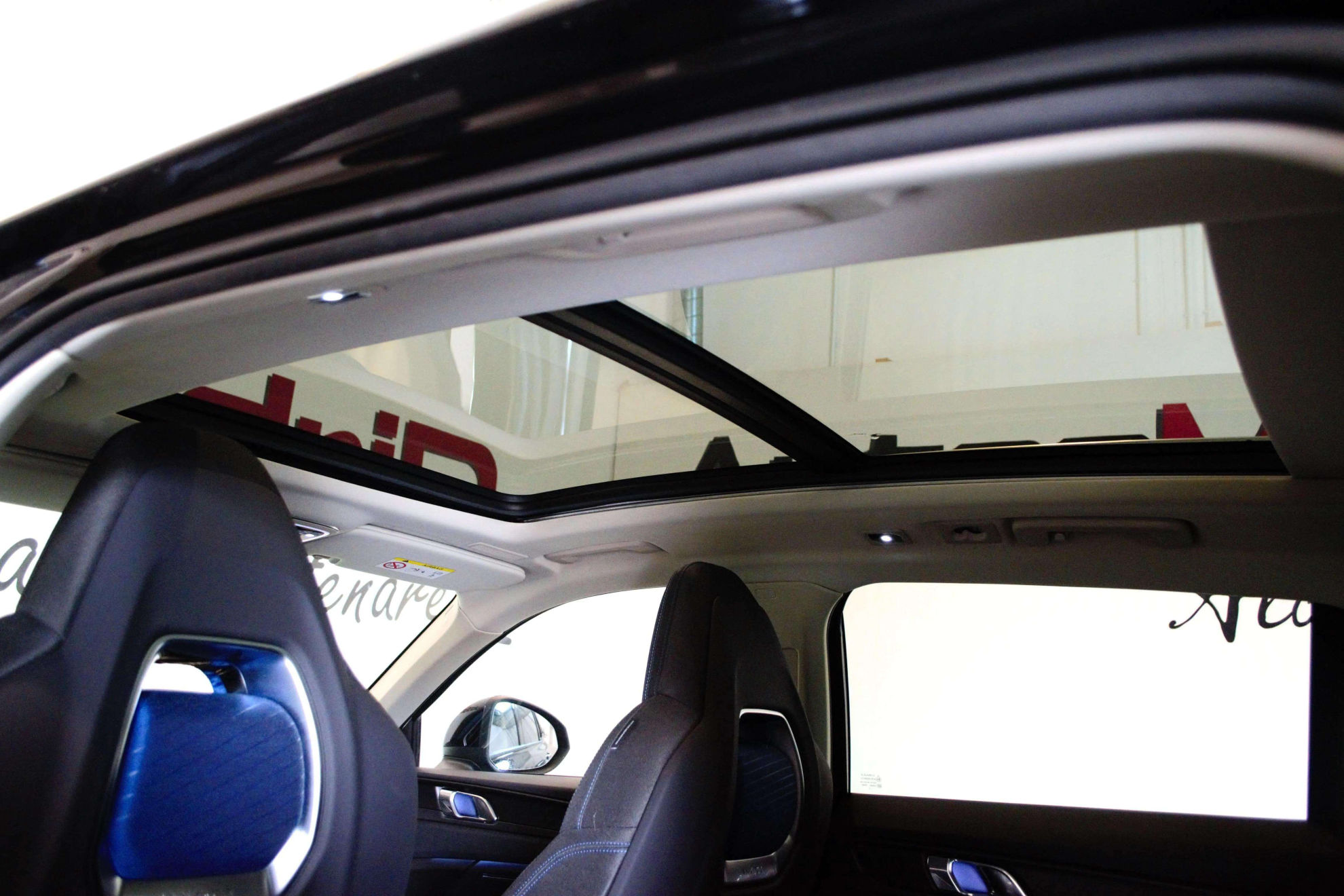 Lynk & Co 01 1.5 PHEV - foto 12