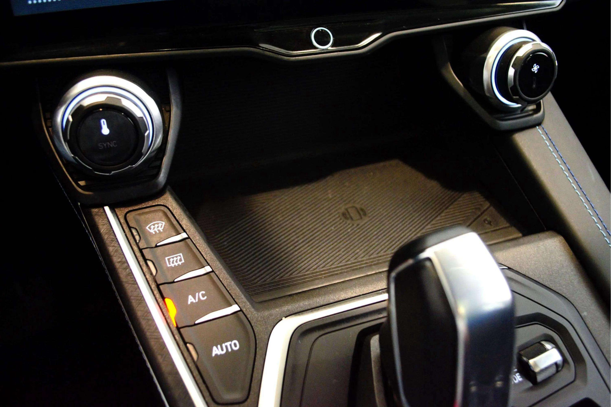 Lynk & Co 01 1.5 PHEV - foto 30