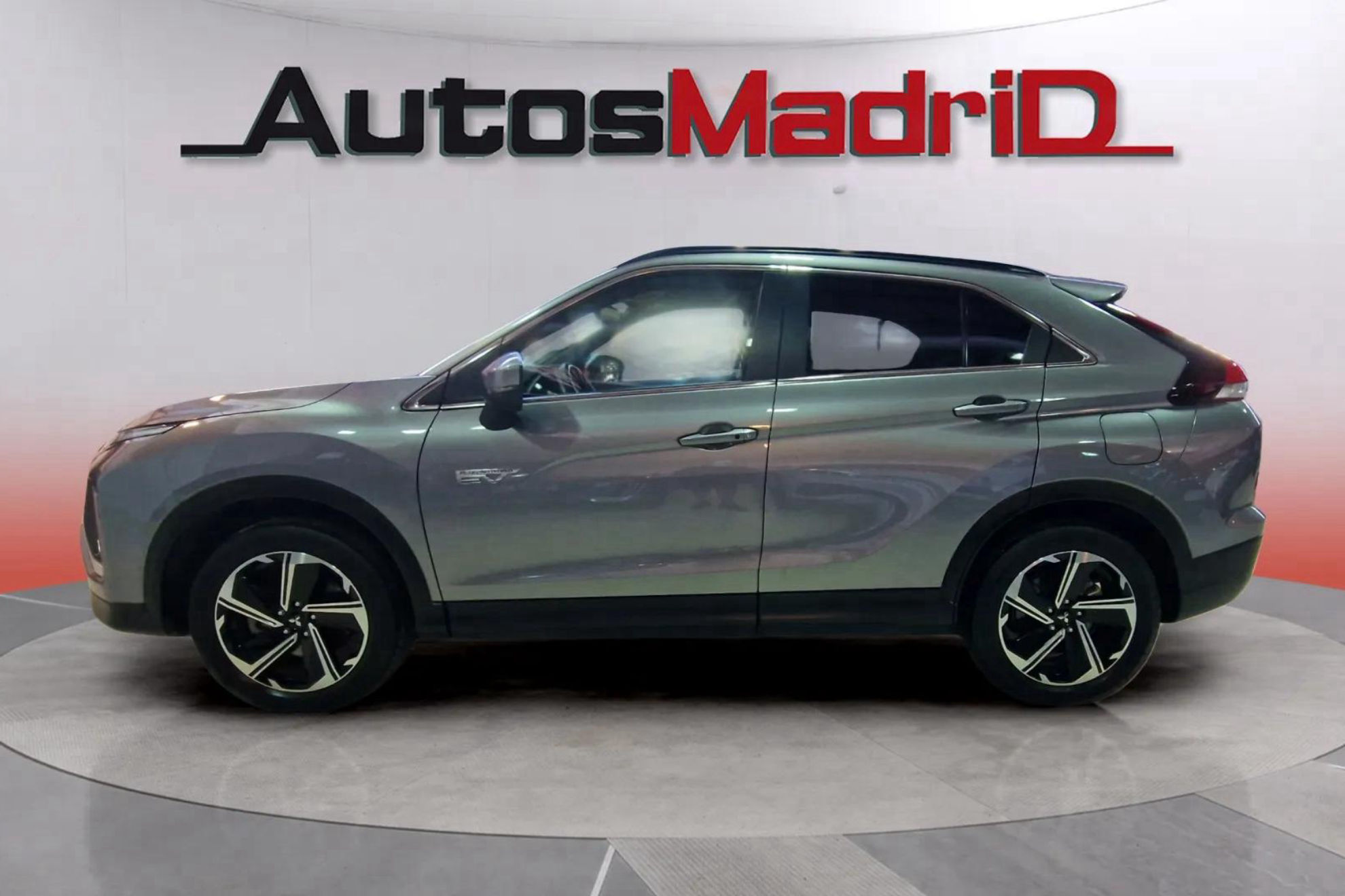 Mitsubishi Eclipse Cross PHEV Kaiteki 4WD - foto 4