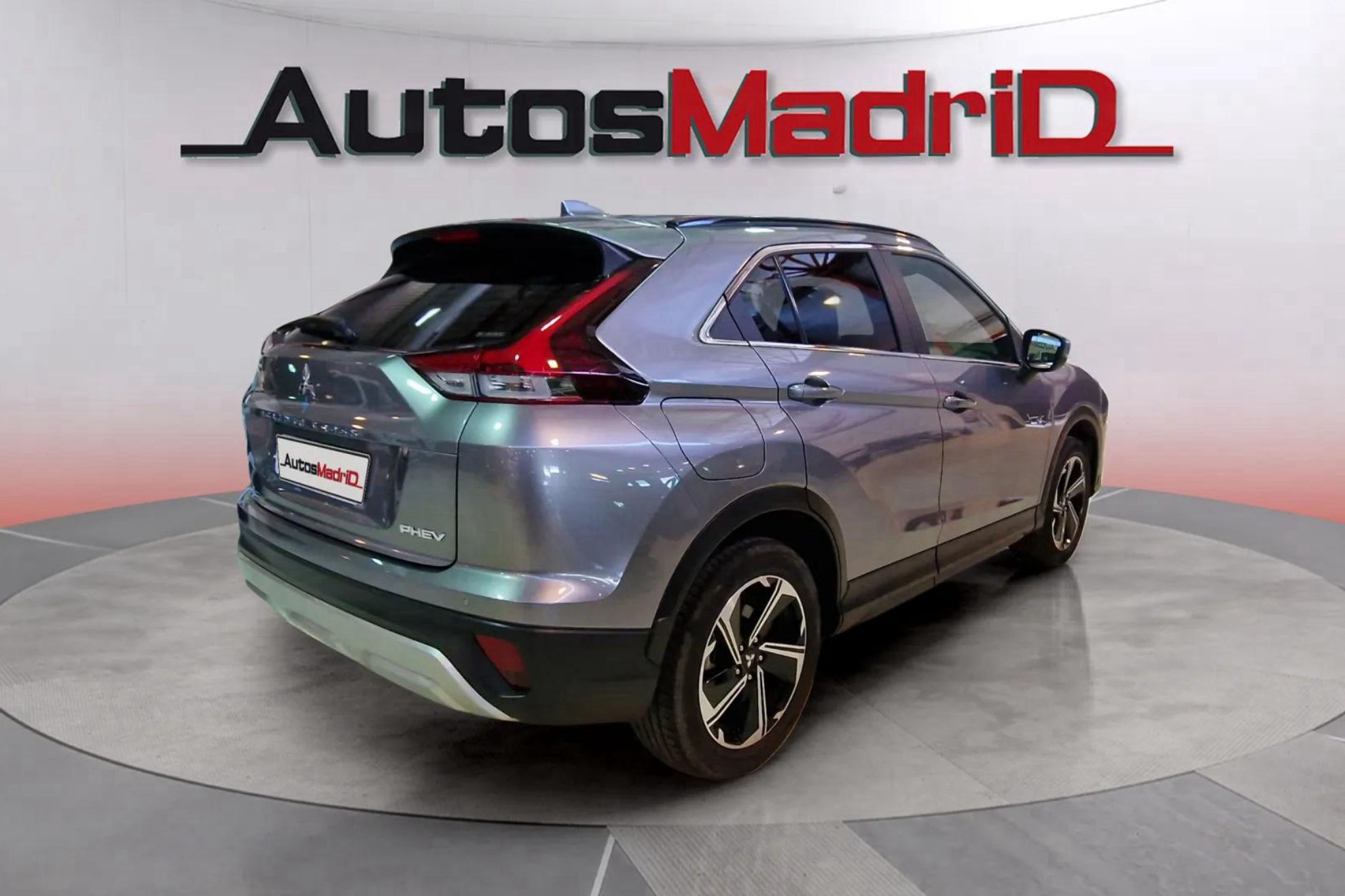 Mitsubishi Eclipse Cross PHEV Kaiteki 4WD - foto 8