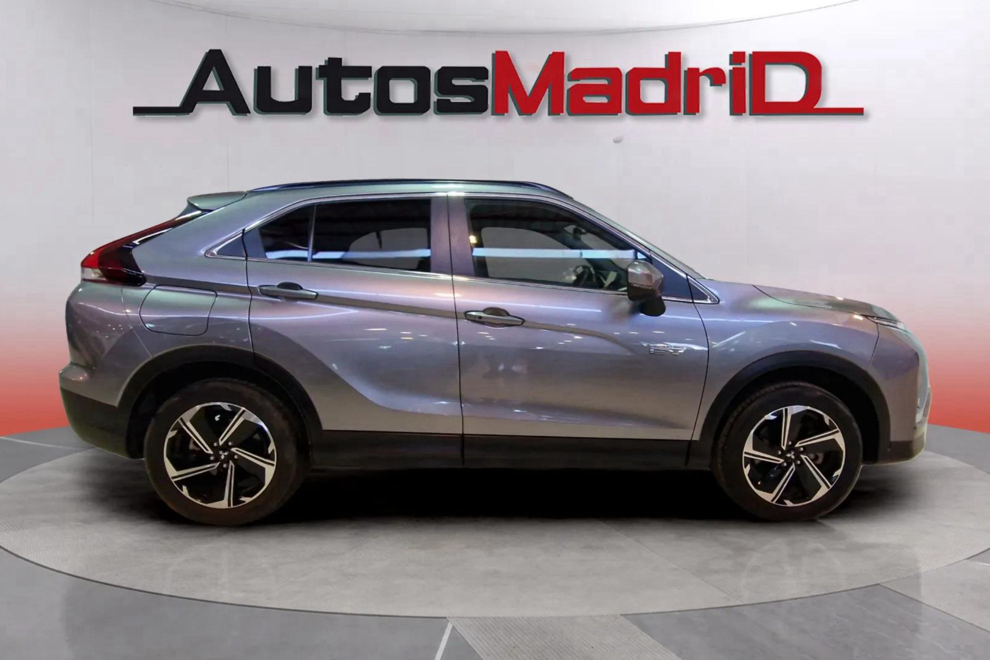 Mitsubishi Eclipse Cross PHEV Kaiteki 4WD - foto 9