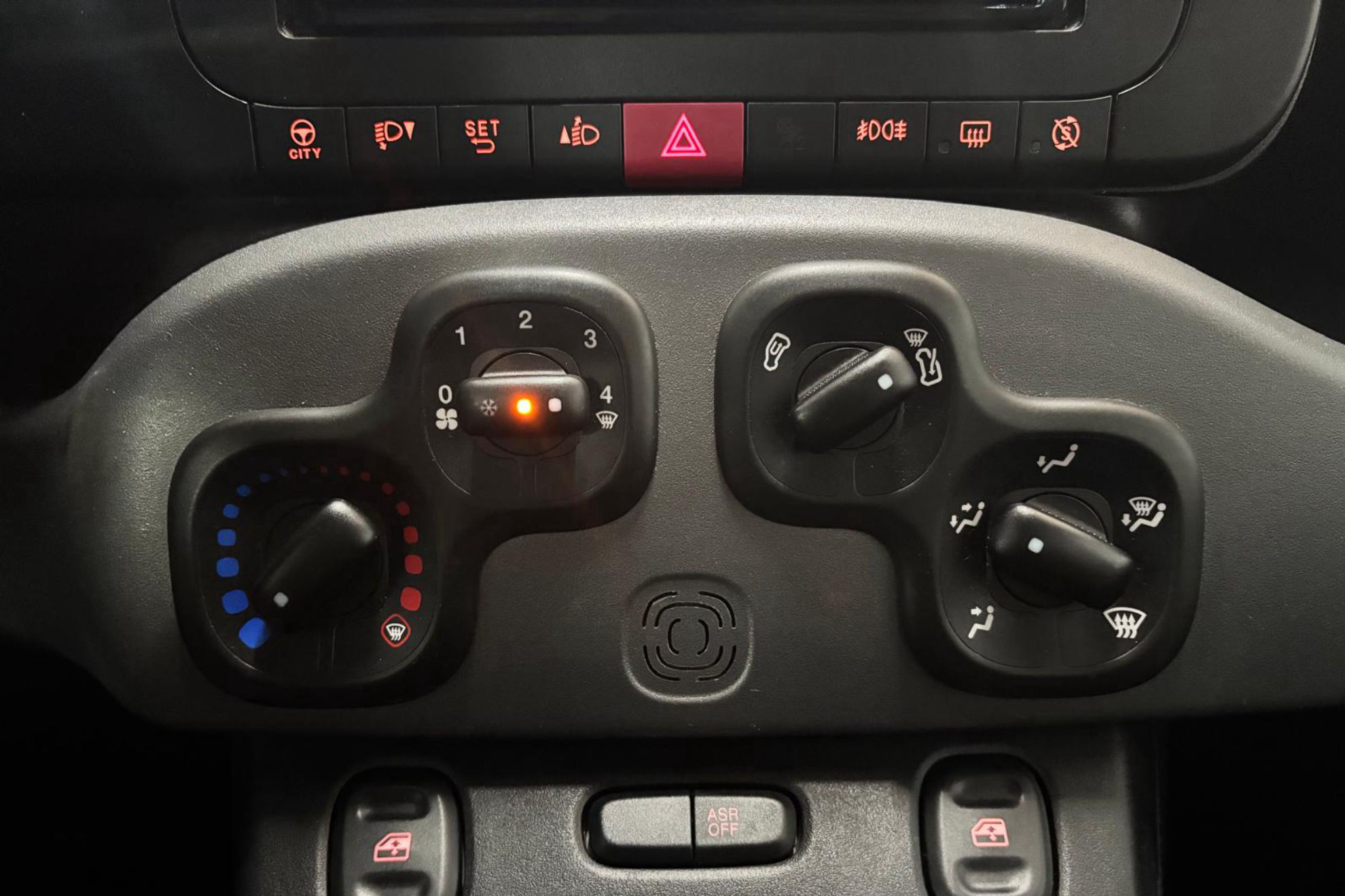 Fiat Panda 1.0 City Cross Hybrid Gse - foto 17