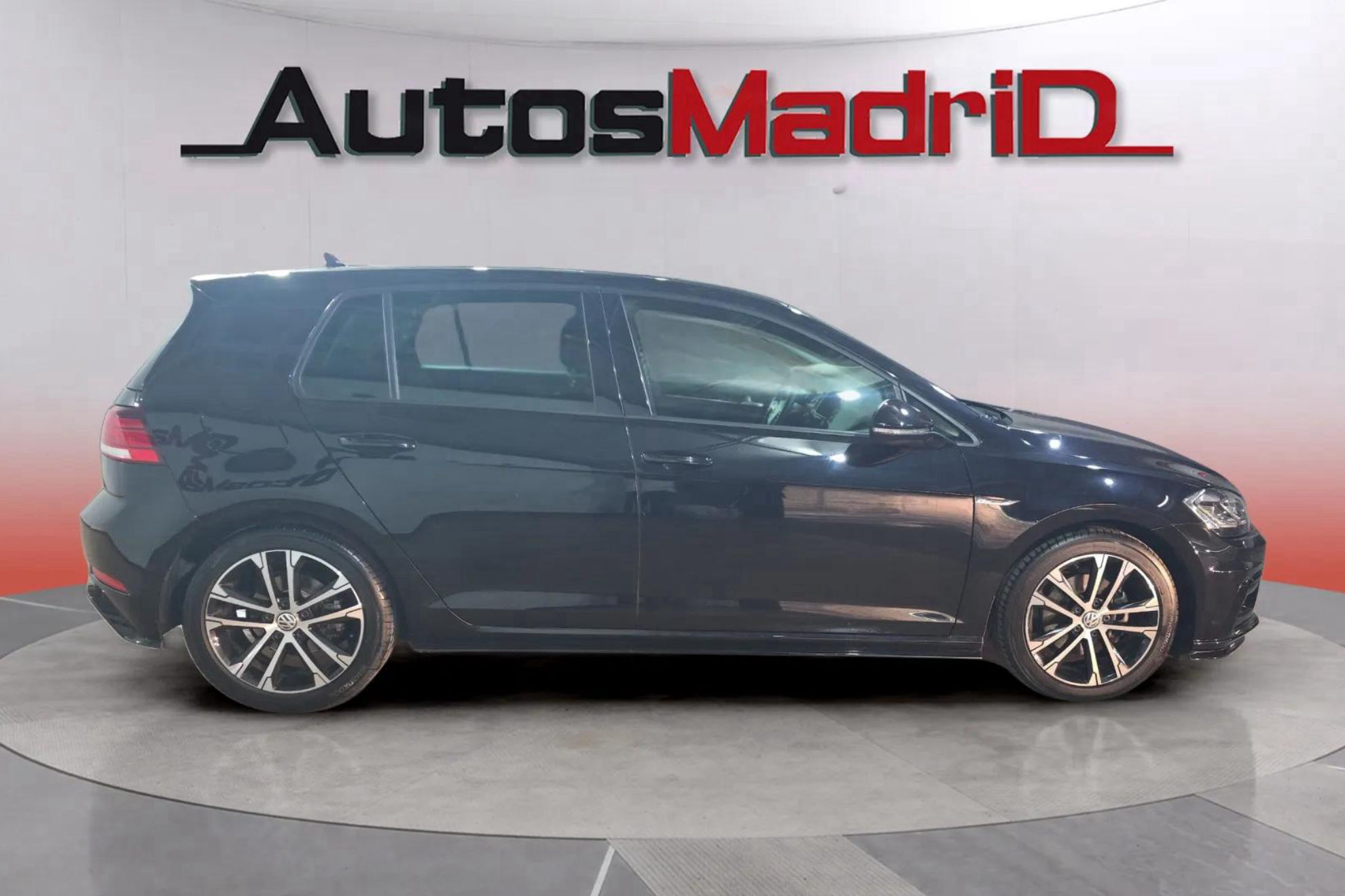 Volkswagen Golf Sport R-Line 1.5 TSI DSG - foto 8