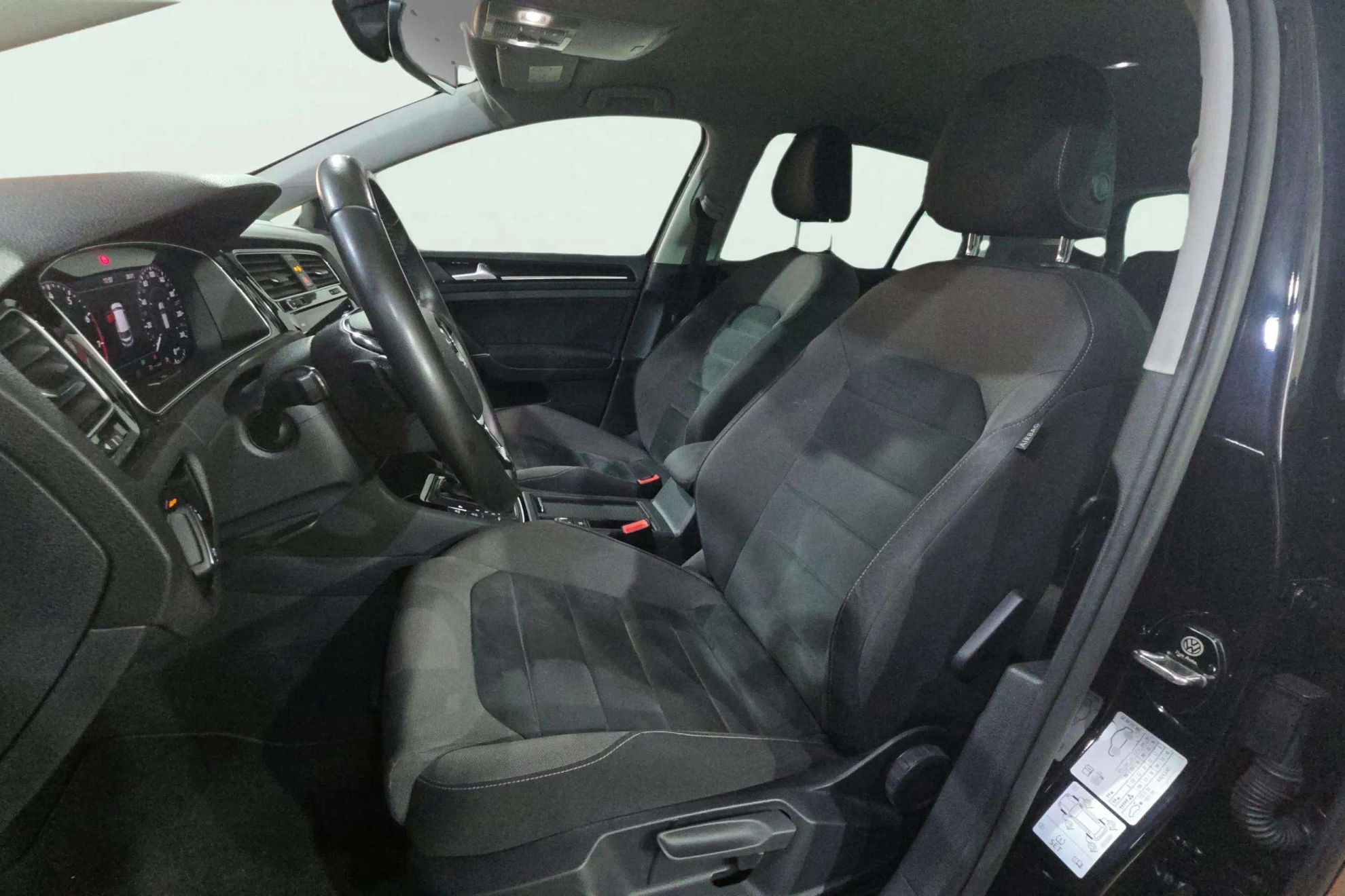 Volkswagen Golf Sport R-Line 1.5 TSI DSG - foto 13