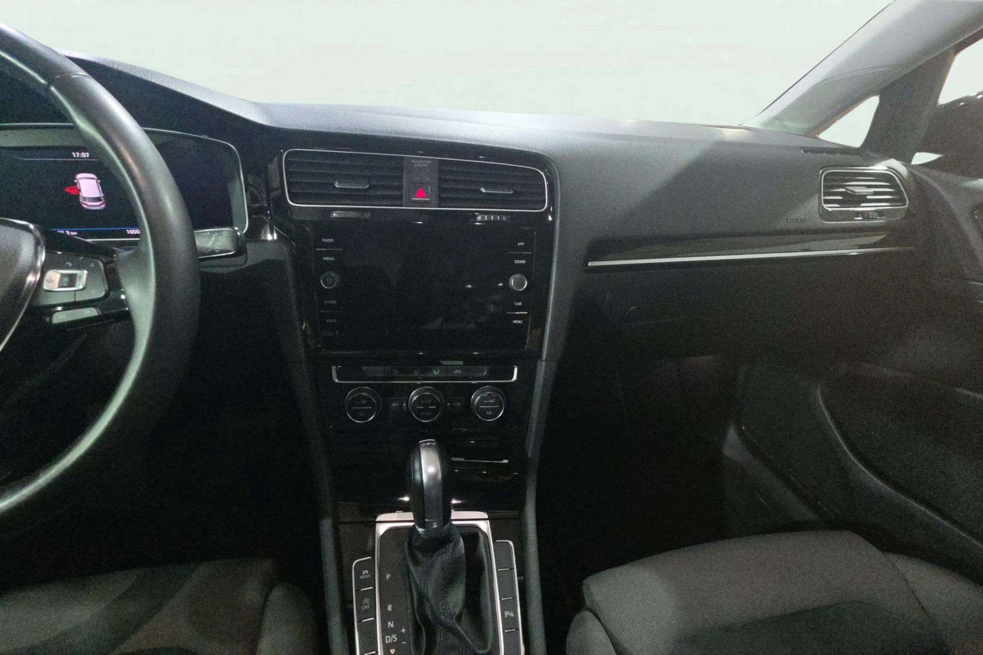 Volkswagen Golf Sport R-Line 1.5 TSI DSG - foto 10