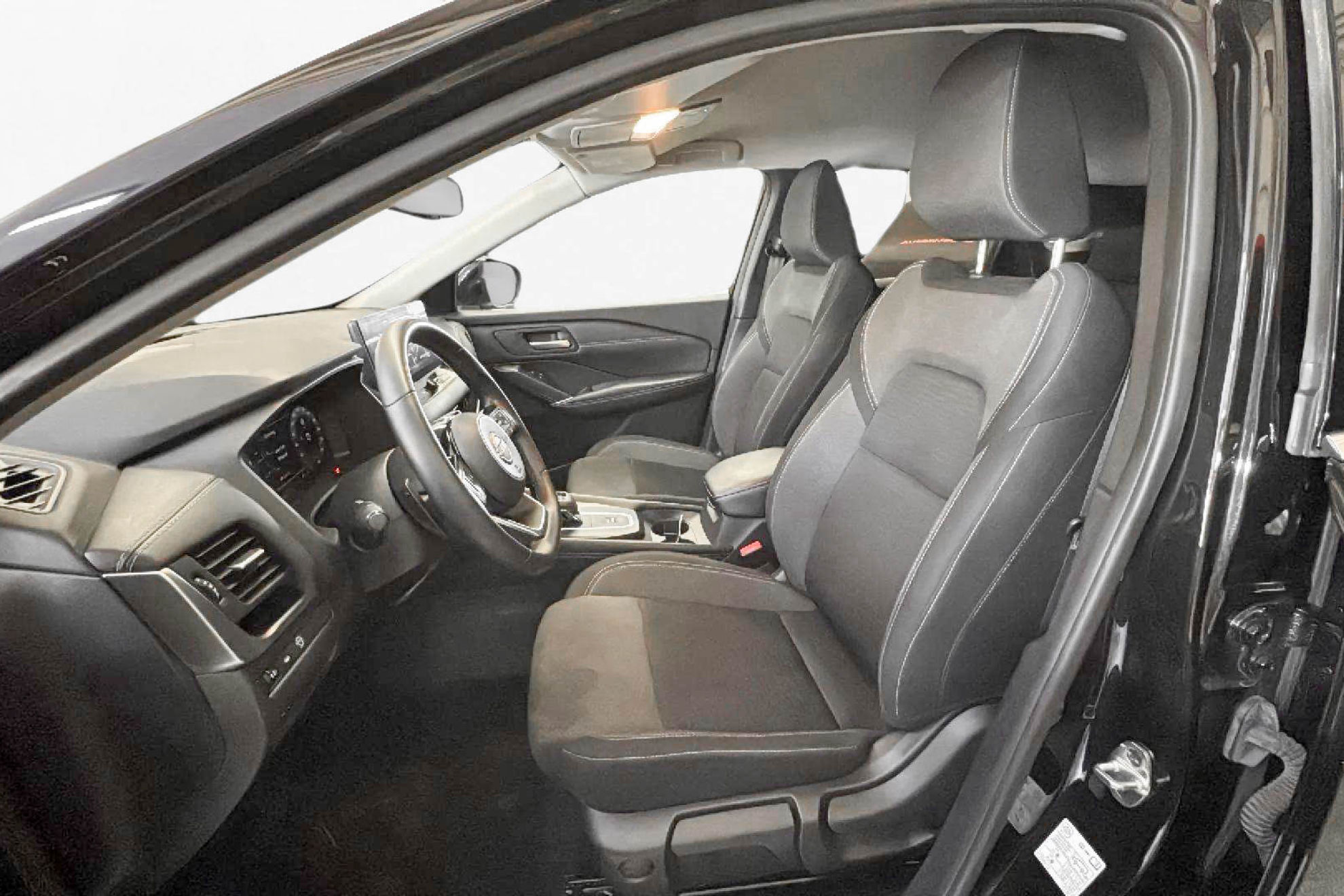 Nissan Qashqai DIG-T Xtronic N-Connecta - foto 12
