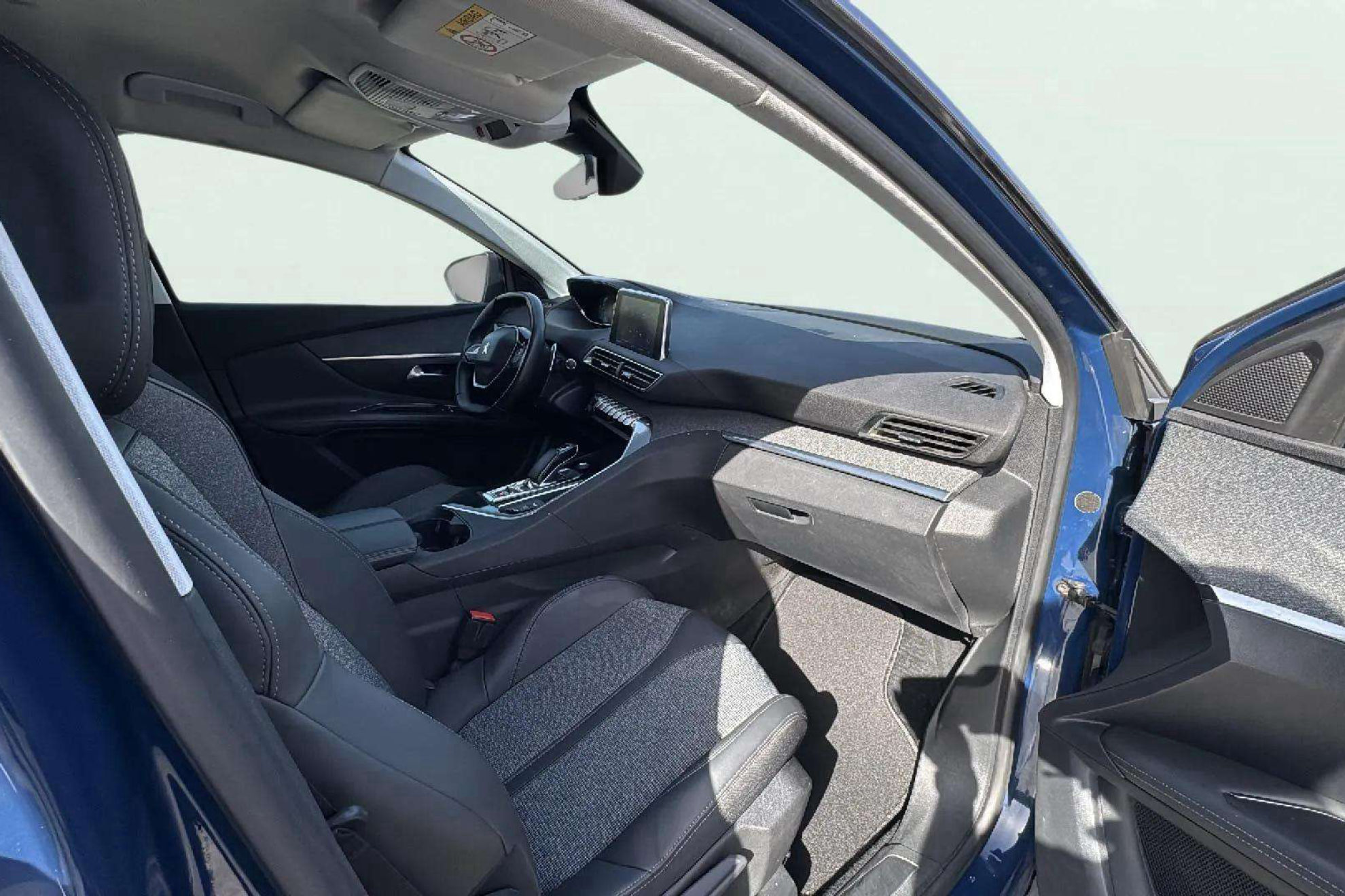 Peugeot 3008 Hybrid 225 e-EAT8 Allure - foto 13